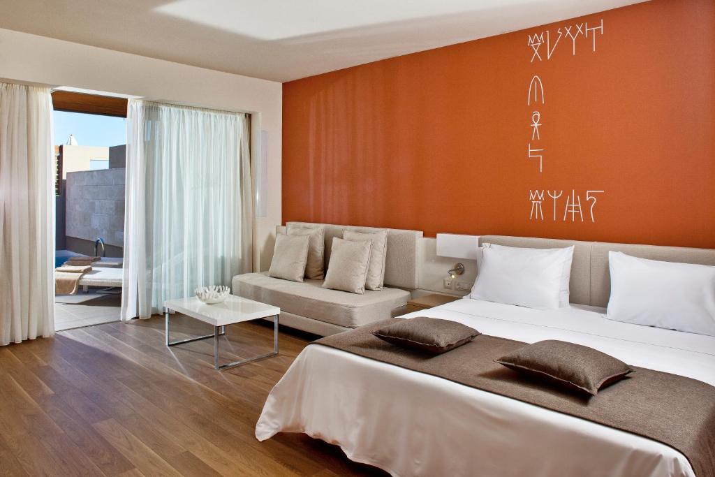 Double or Twin Superior with Private Pool