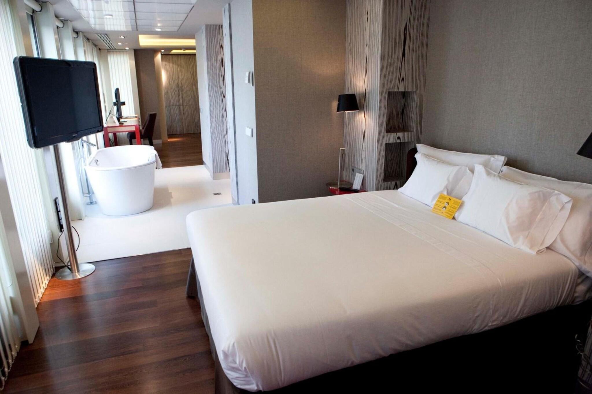 Suite with Double Bed