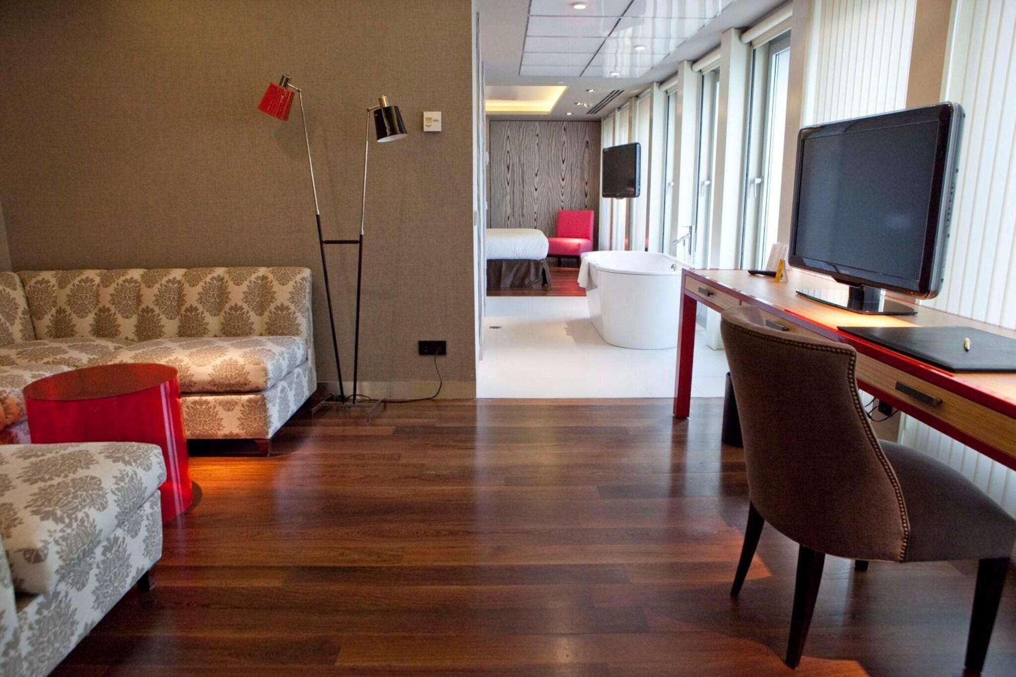 Suite with Double Bed