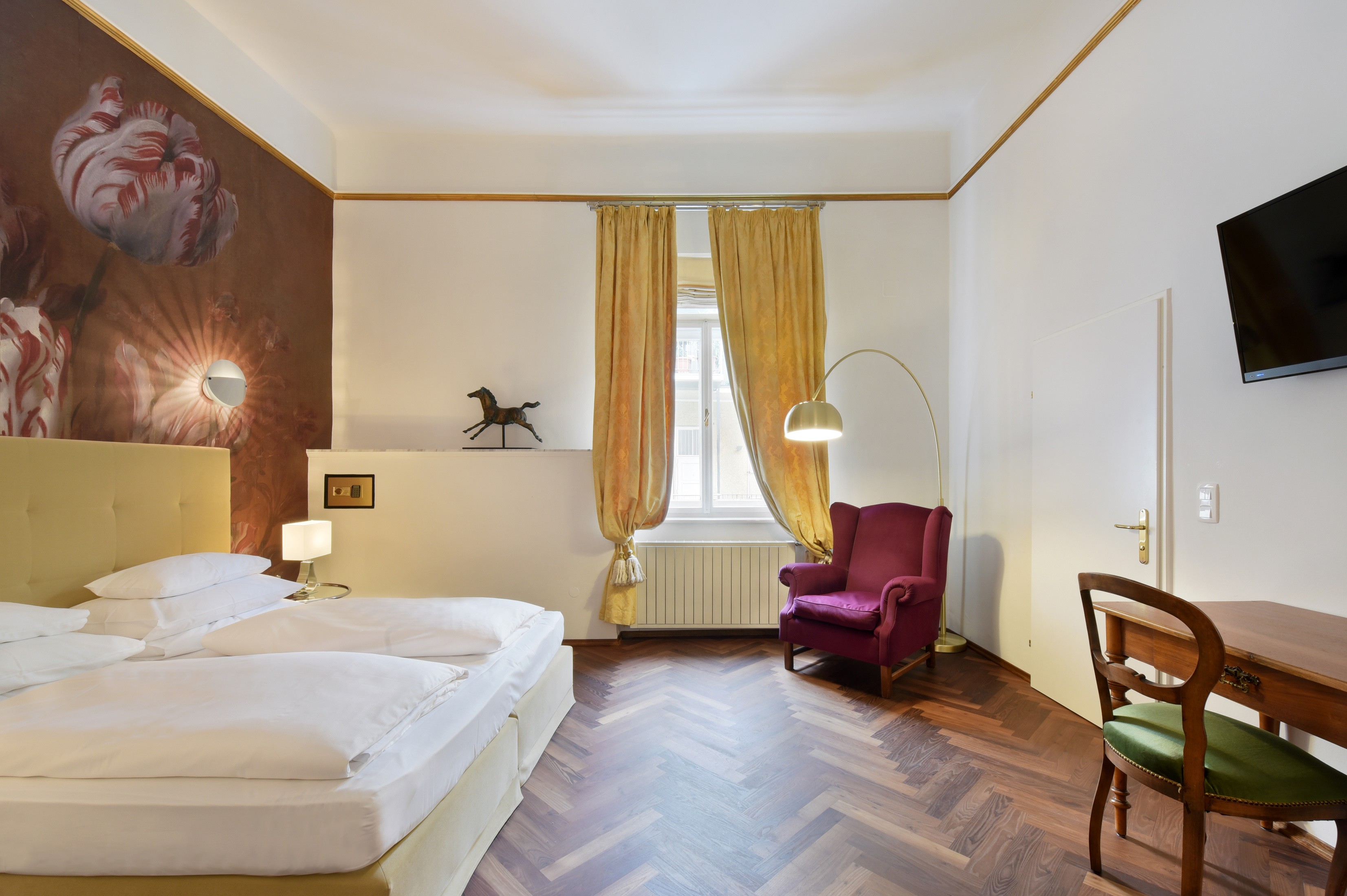 Family Room Superior