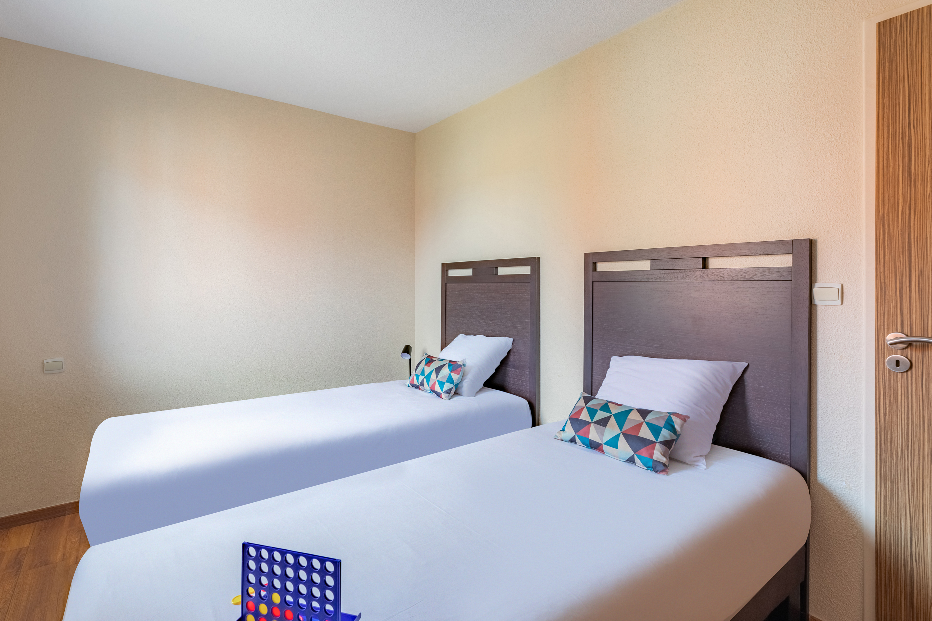 Apartment Capacity 6 Two Bedrooms