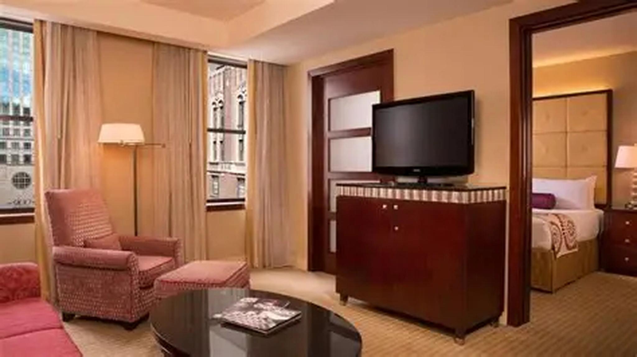 Studio King Size Bed