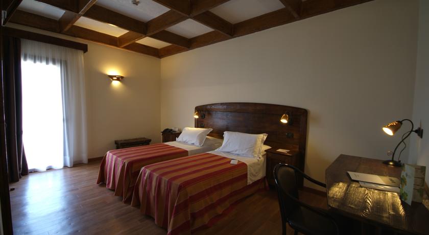 Double or Twin Standard