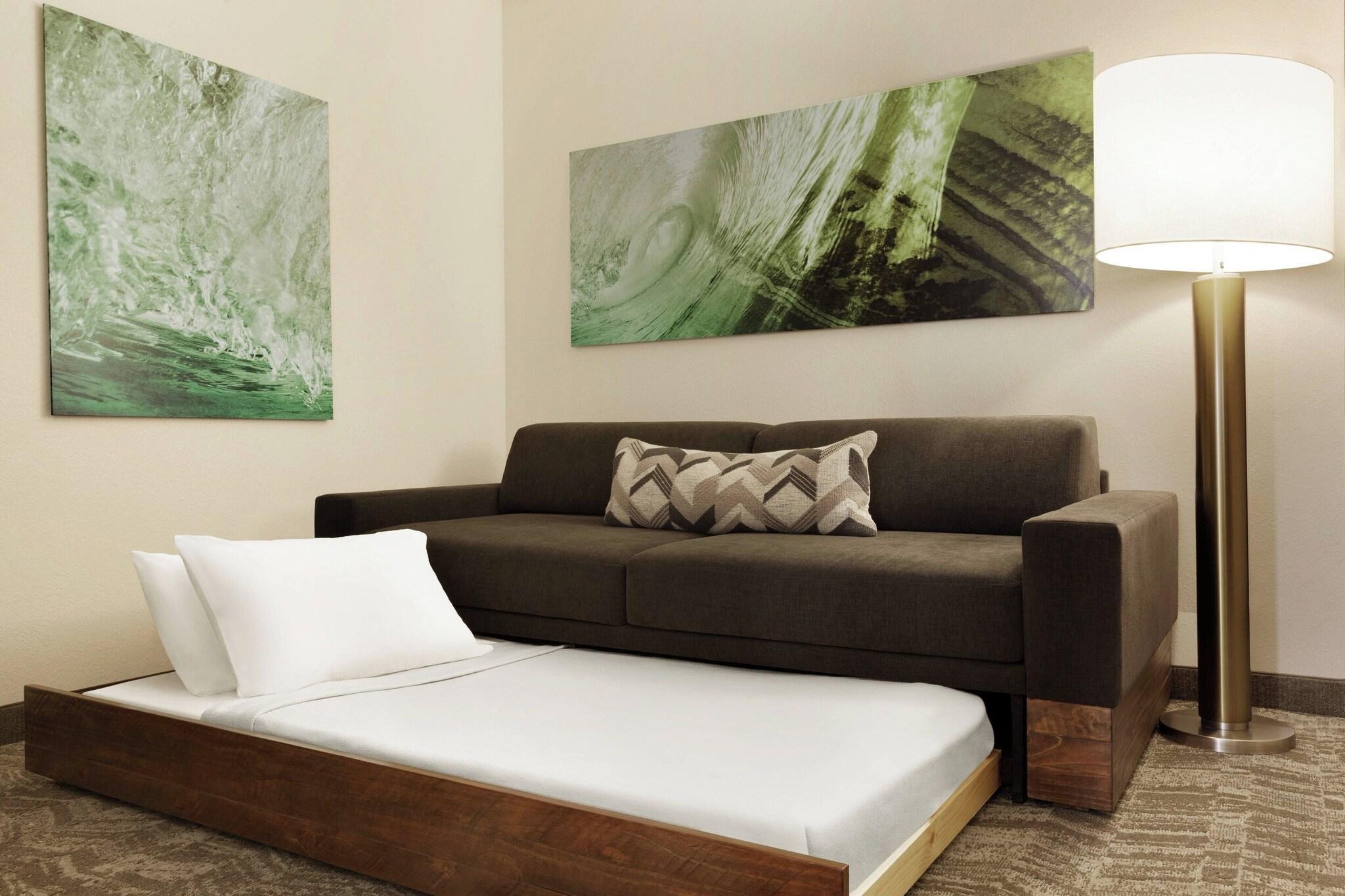 Studio King Size Bed