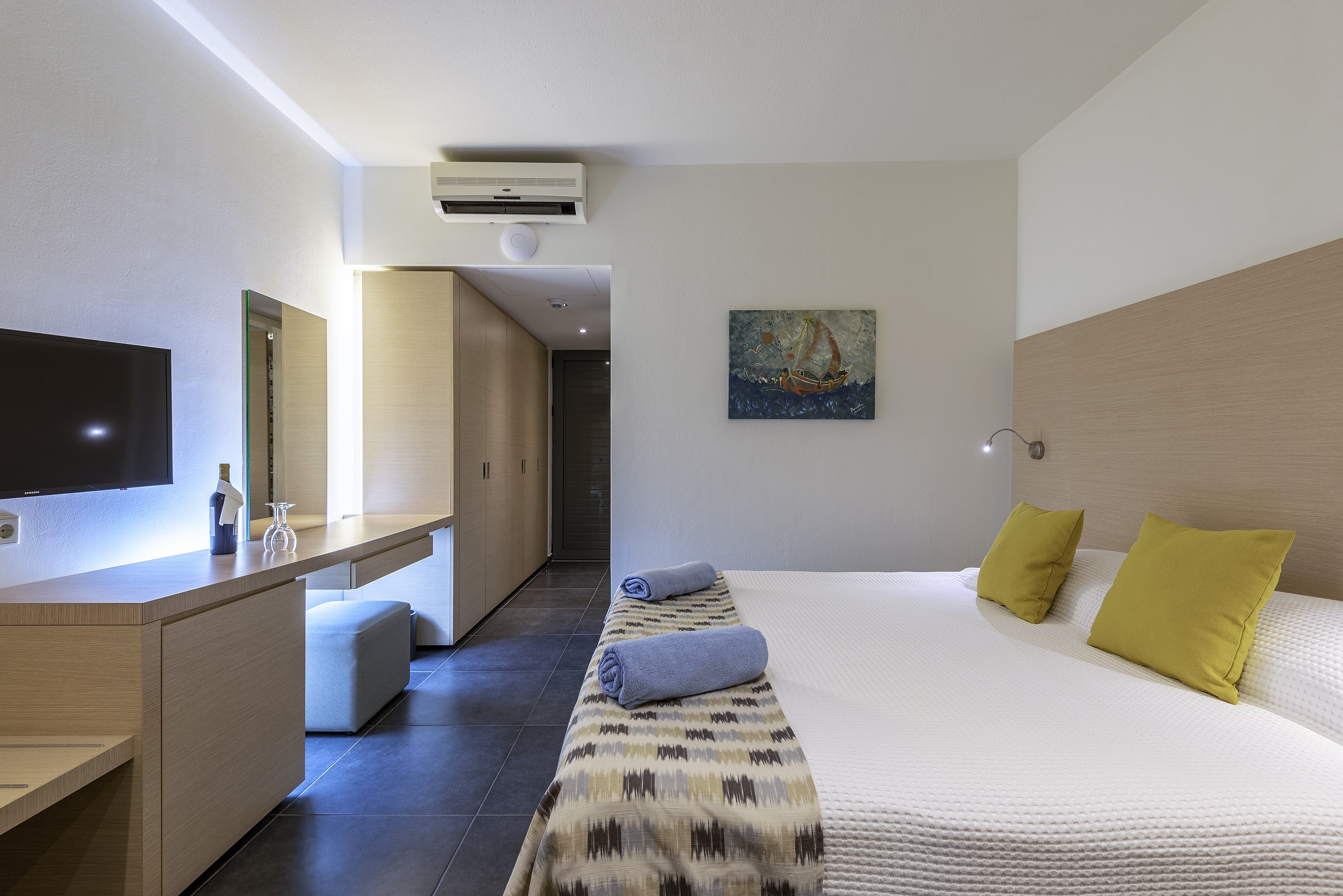 Family Room Side Sea View