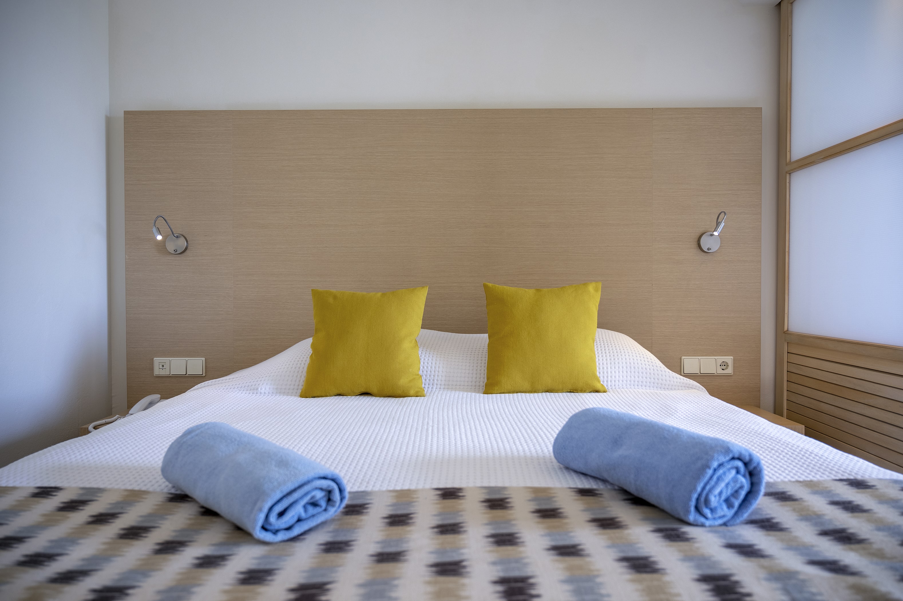 Family Room Land View