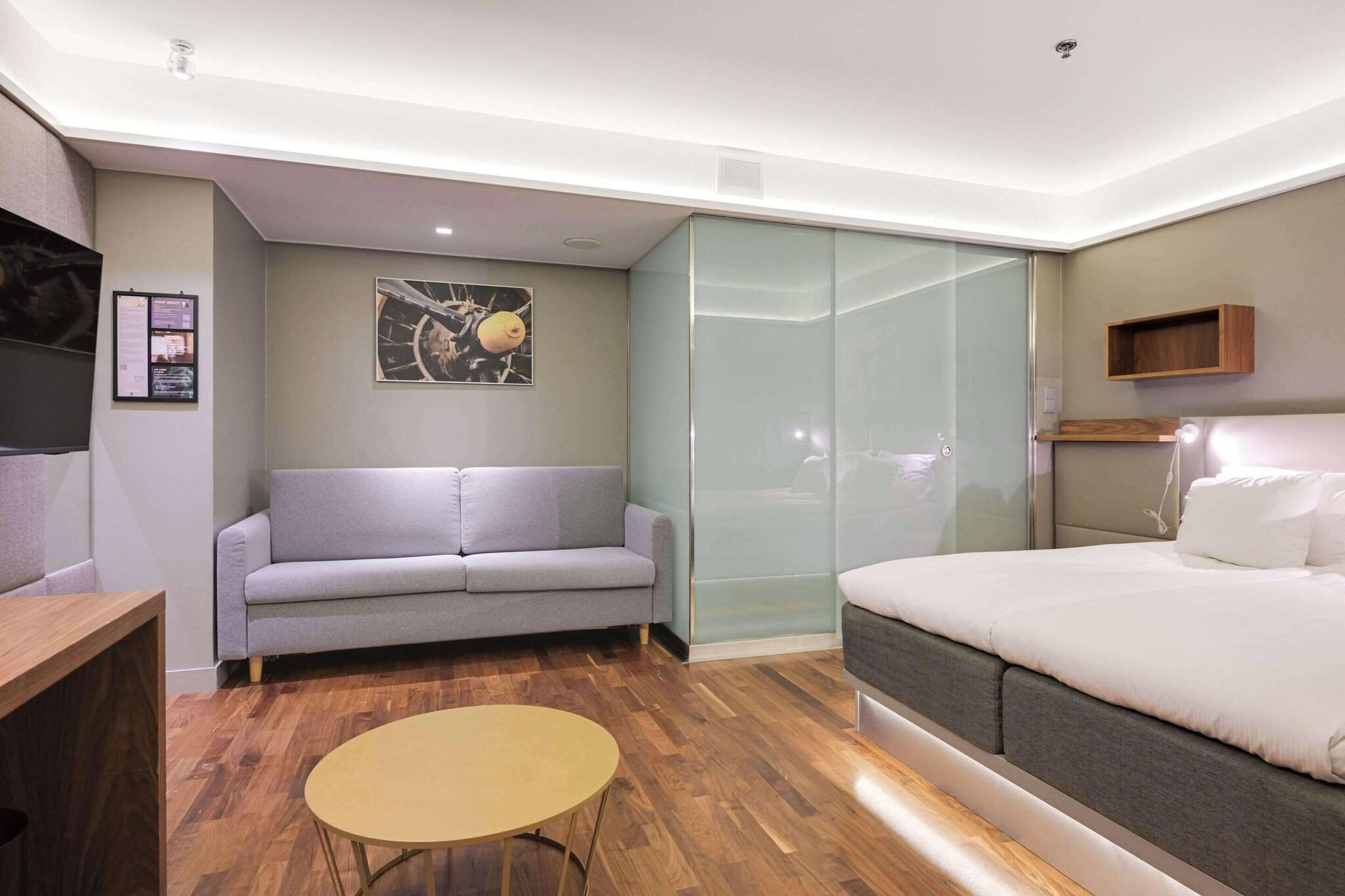 Double Superior Queen Bed