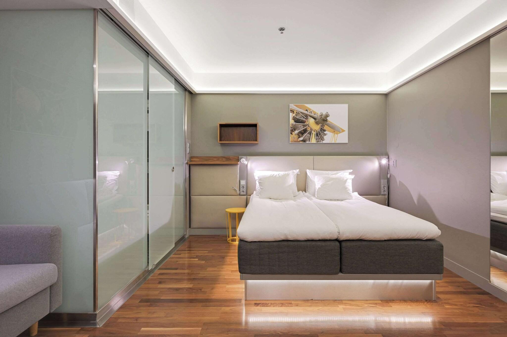 Double Superior Queen Bed