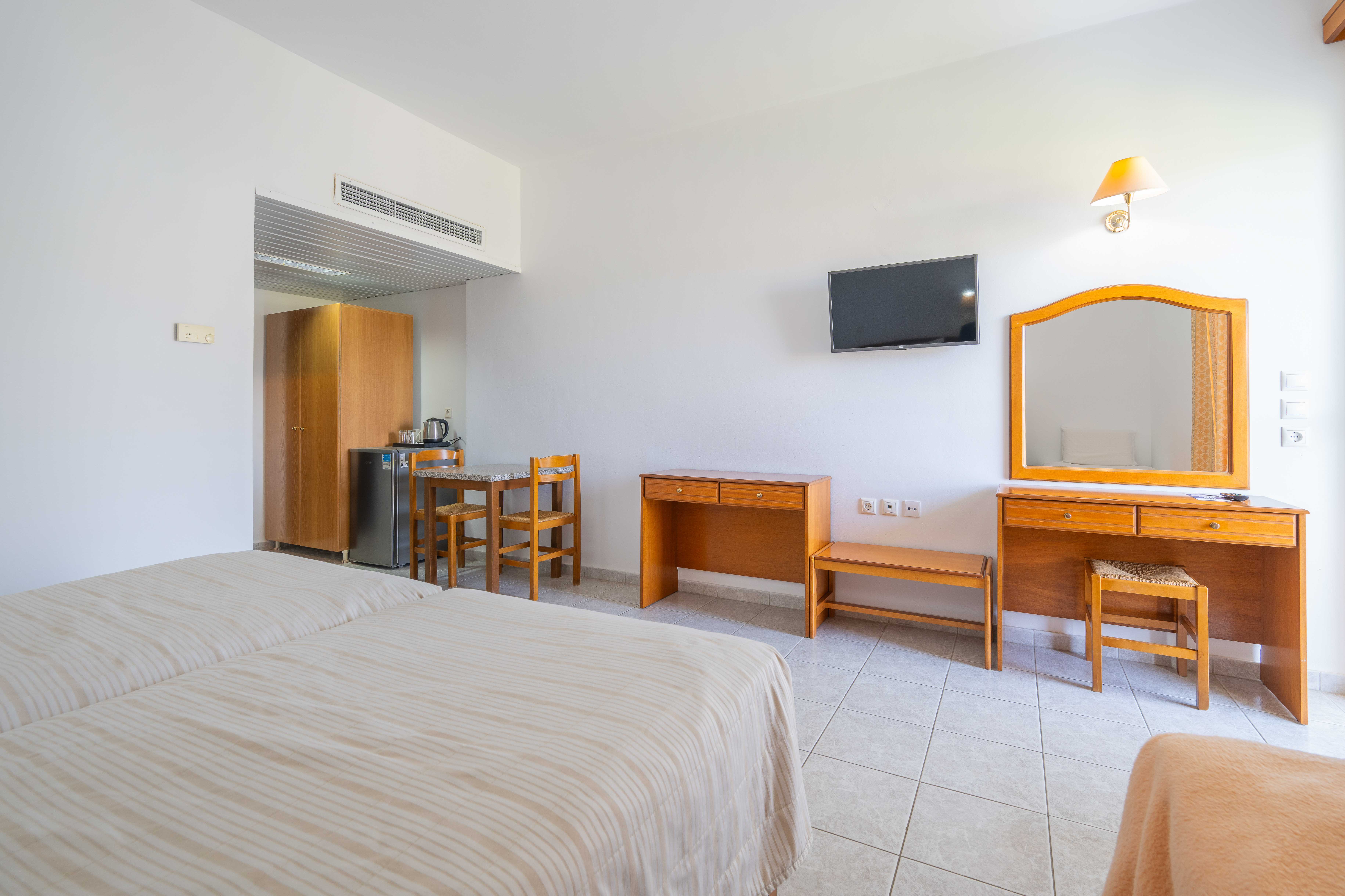 Double or Twin Standard