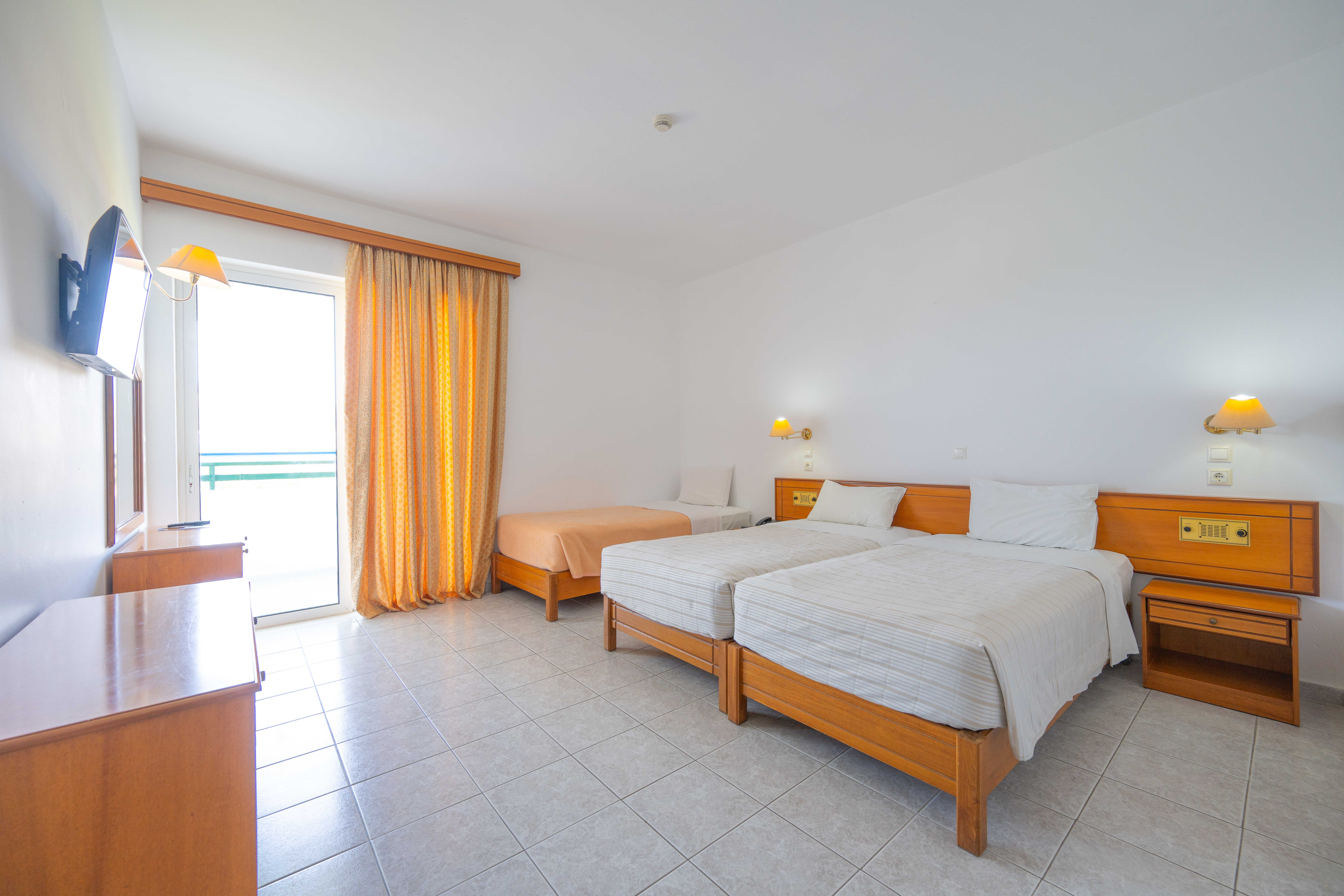 Double or Twin Standard