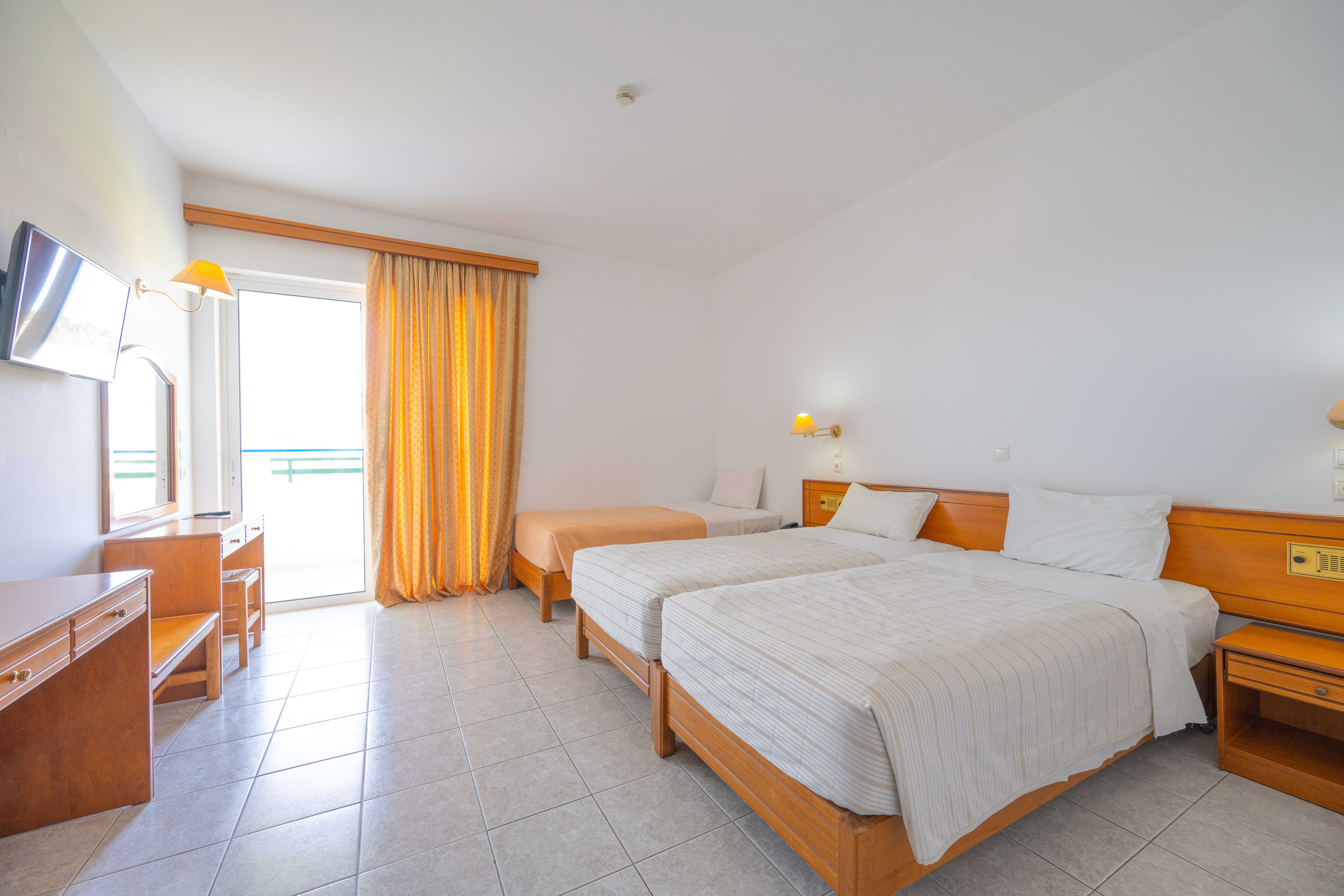 Double or Twin Standard