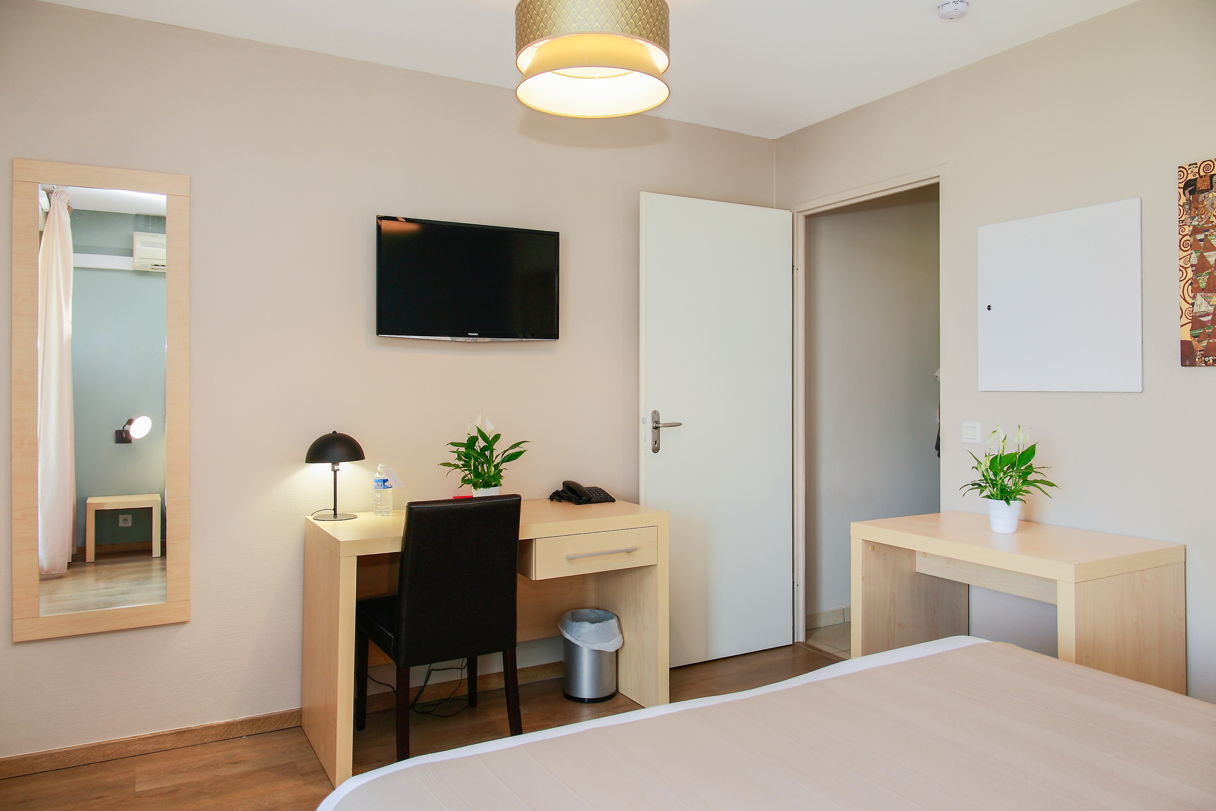 Double or Twin Standard