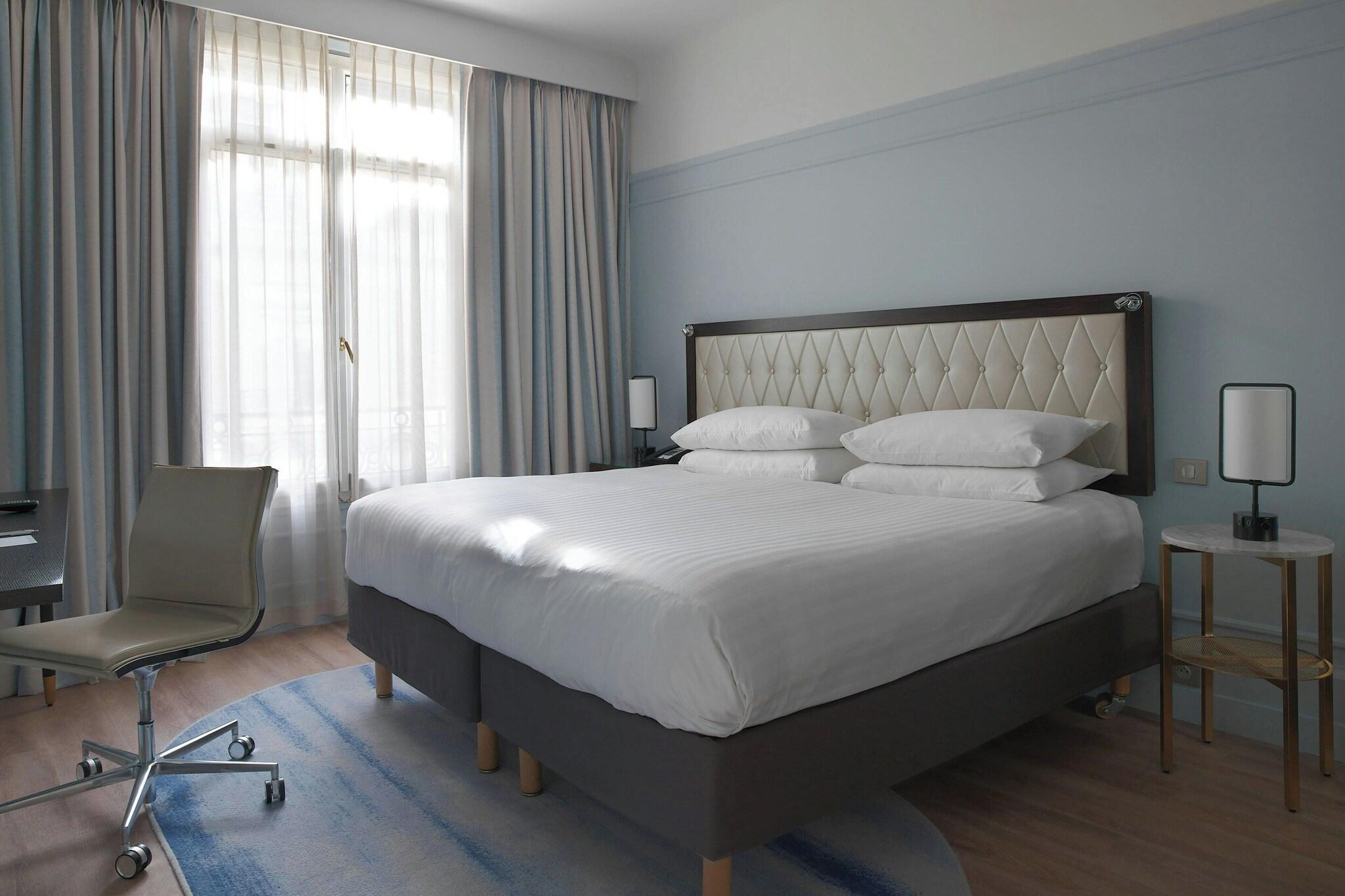 Double Superior King Bed