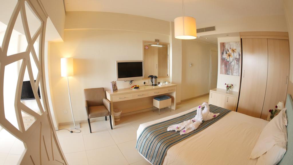 Family Room Sea View