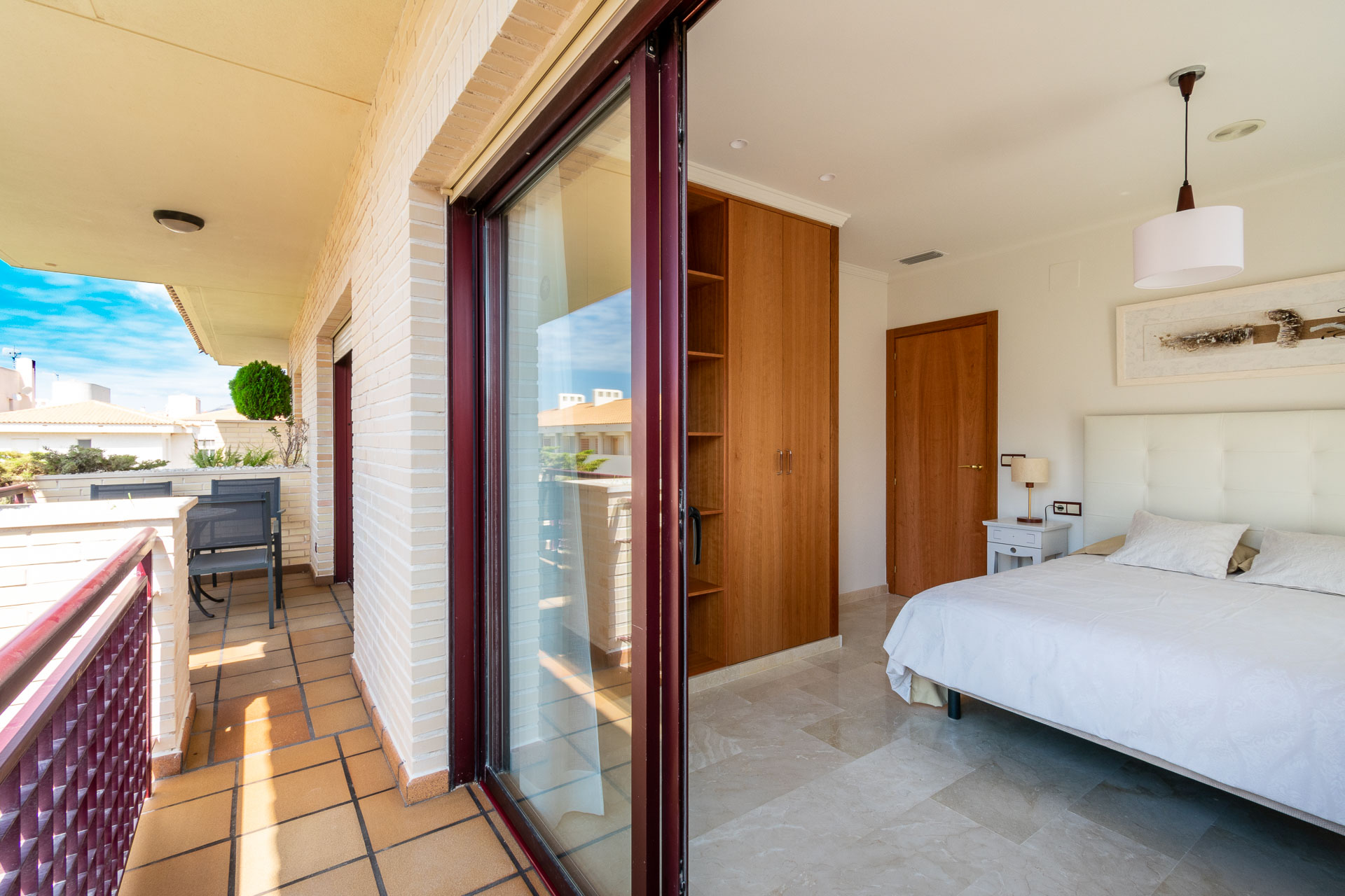 Apartment Capacity 6 Three Bedroom