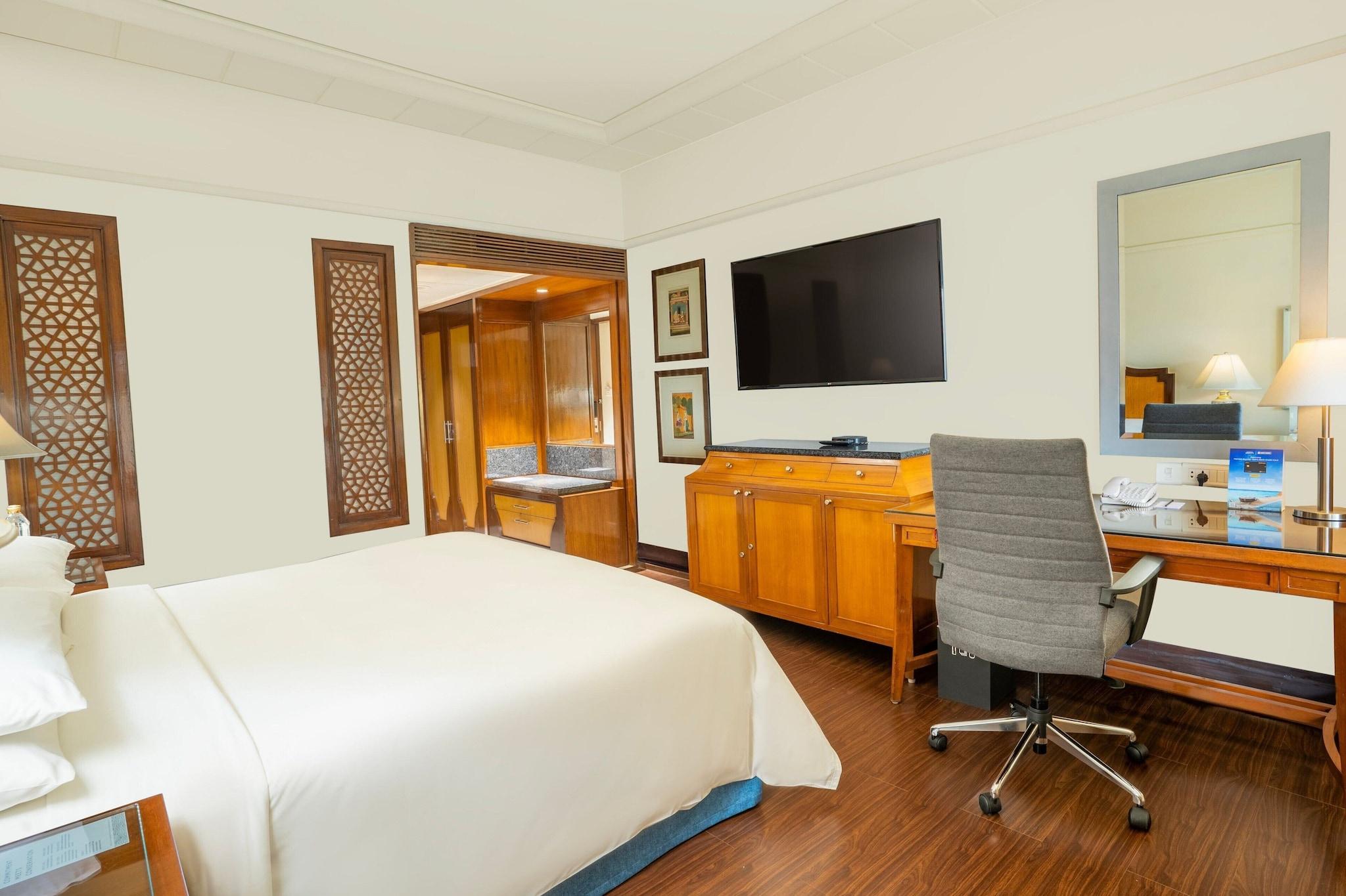 Double King Size Bed