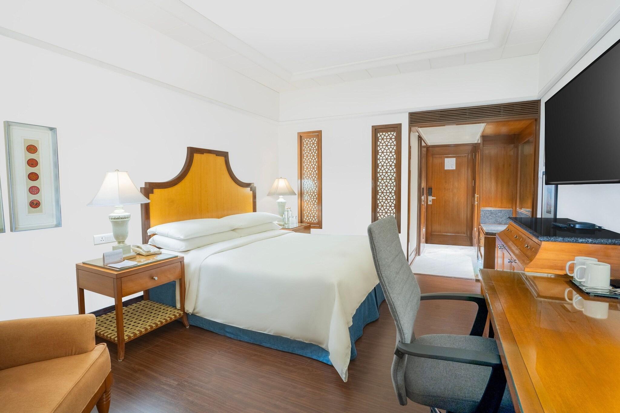Double King Size Bed