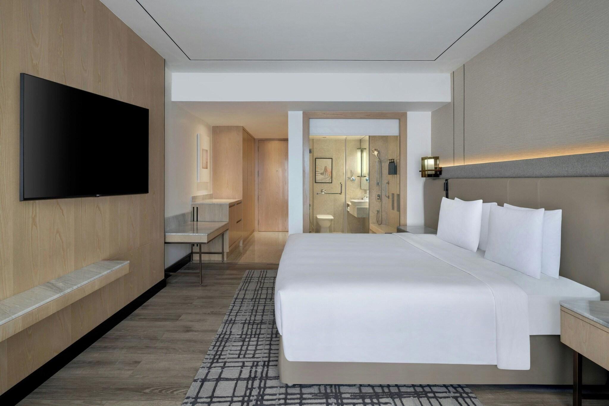 Double Executive King Bed