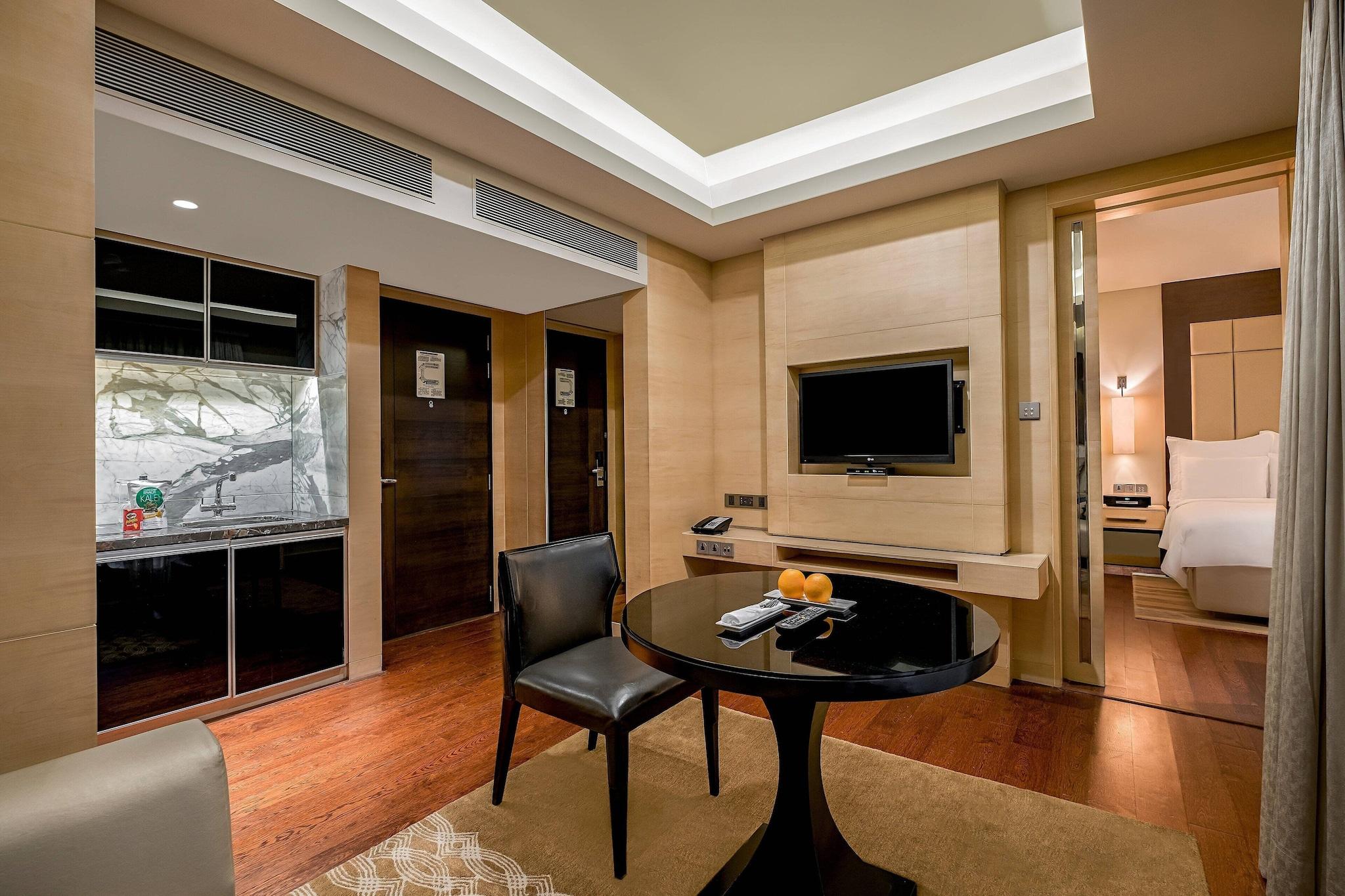 Apartment King Bed Non Smoking