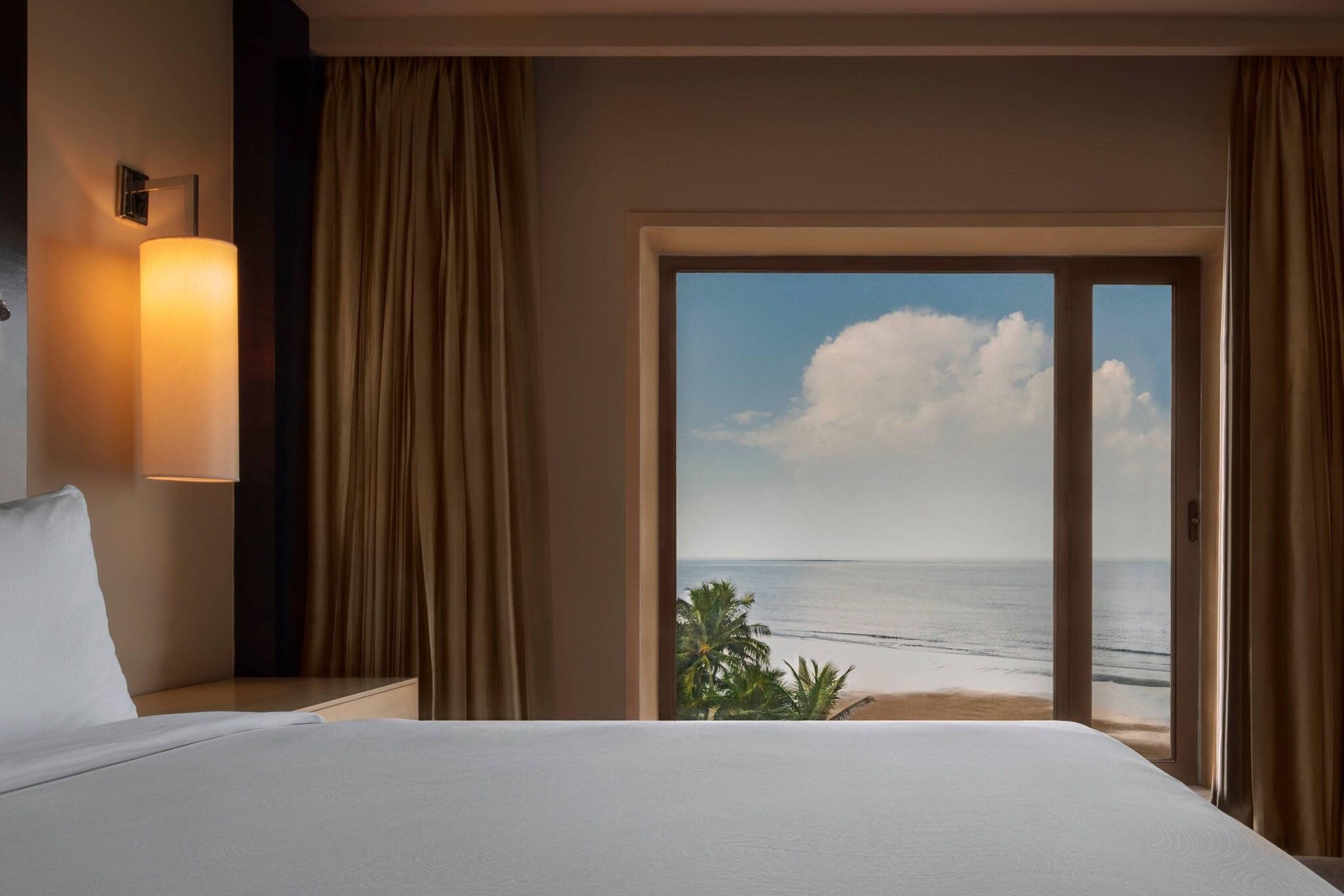 Suite King Size Bed