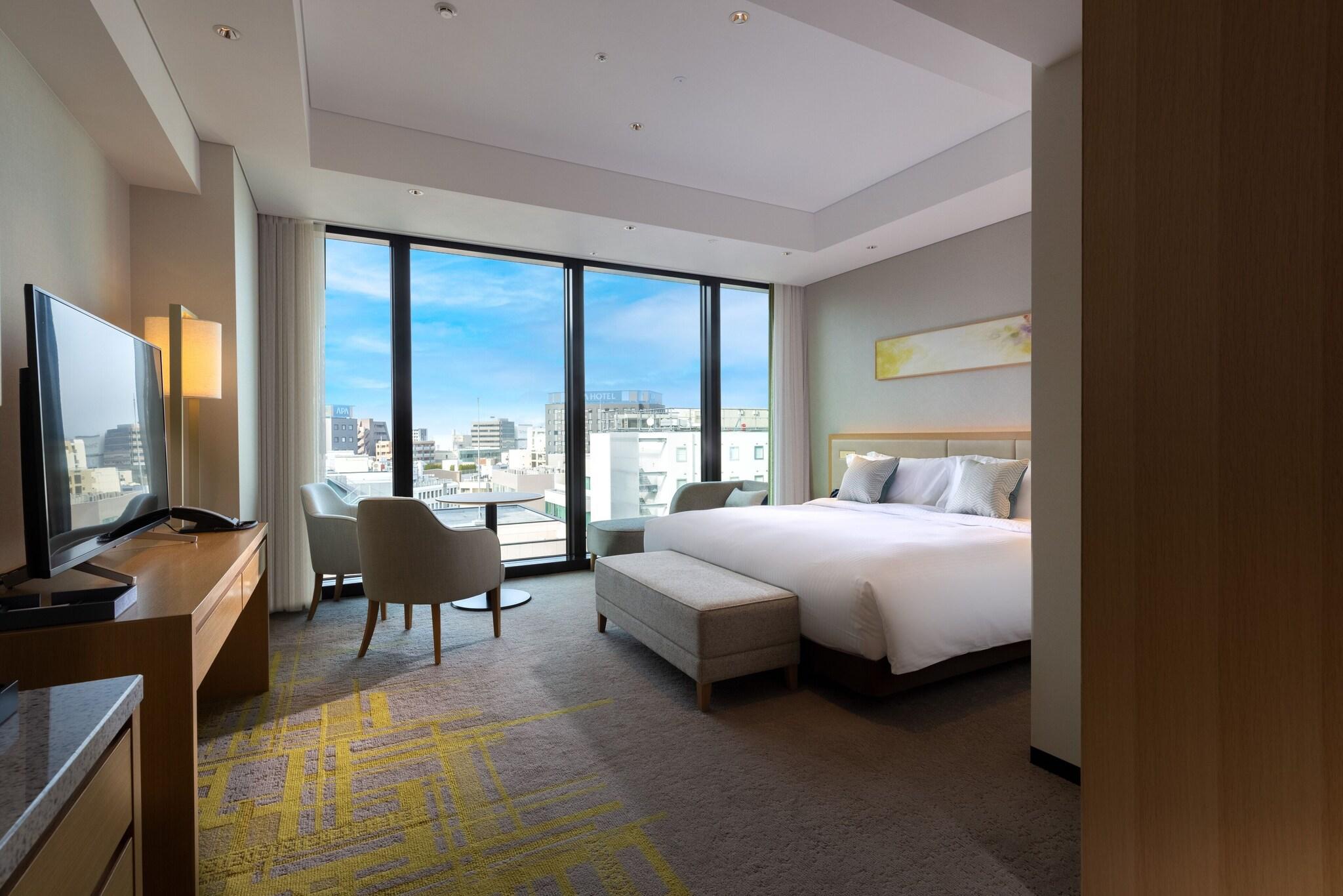 Double Deluxe King Bed