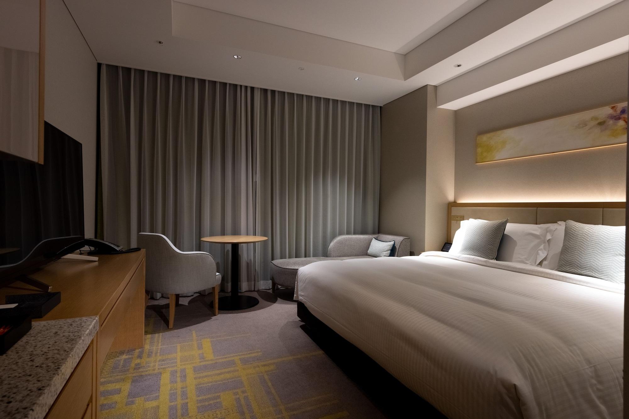 Double Superior King Bed