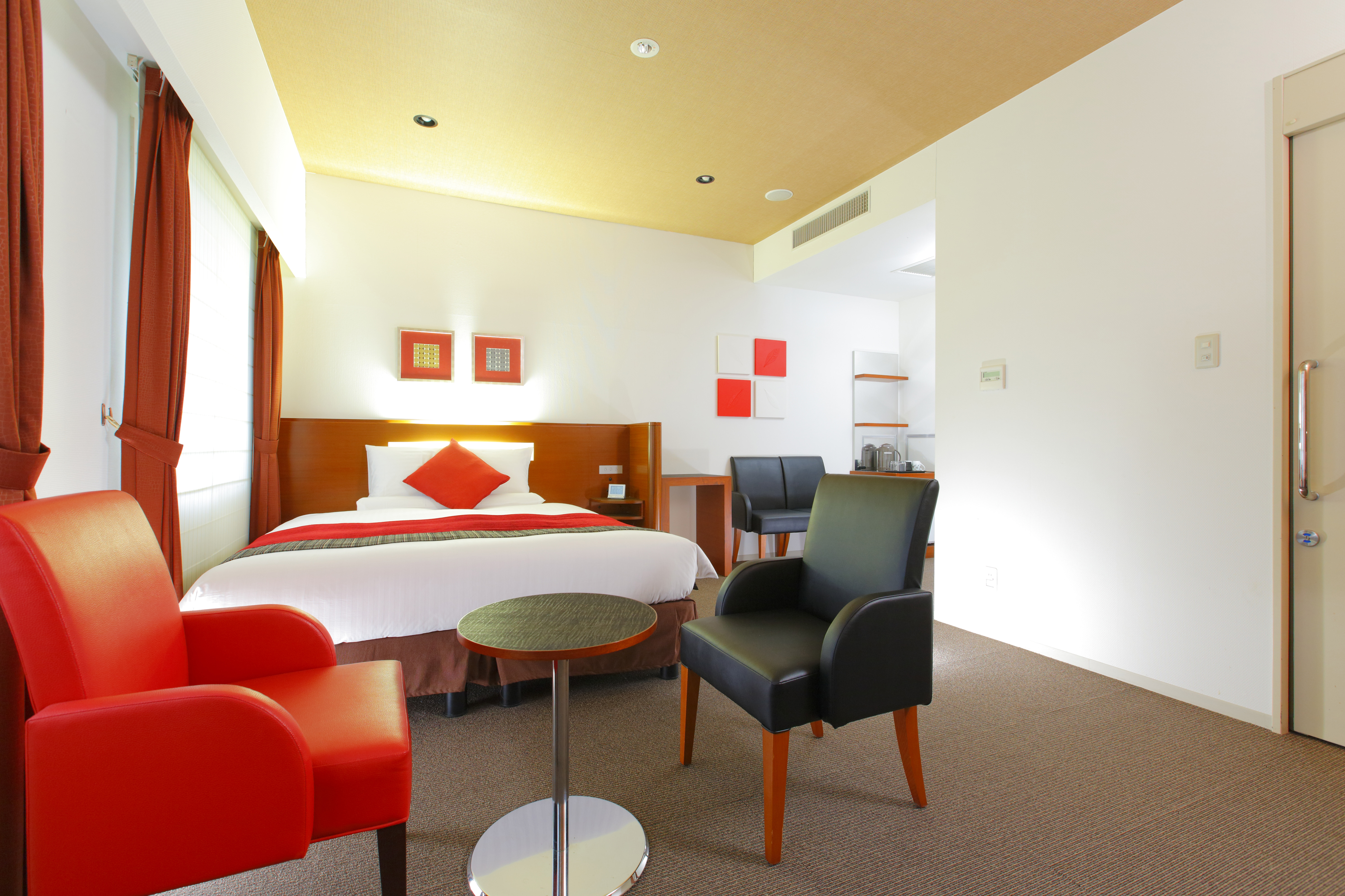 Double Deluxe Queen Bed