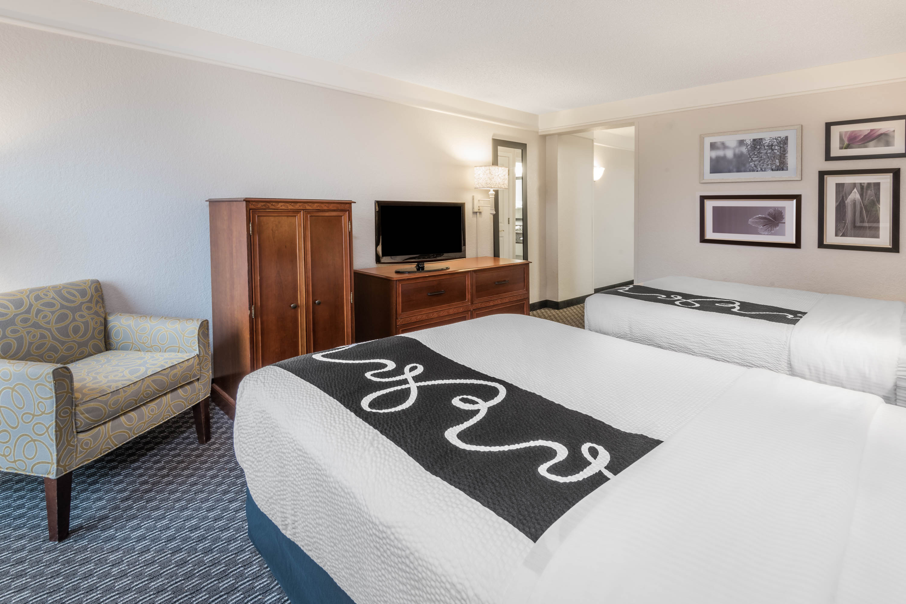 Room Two Double Beds Non Smoking