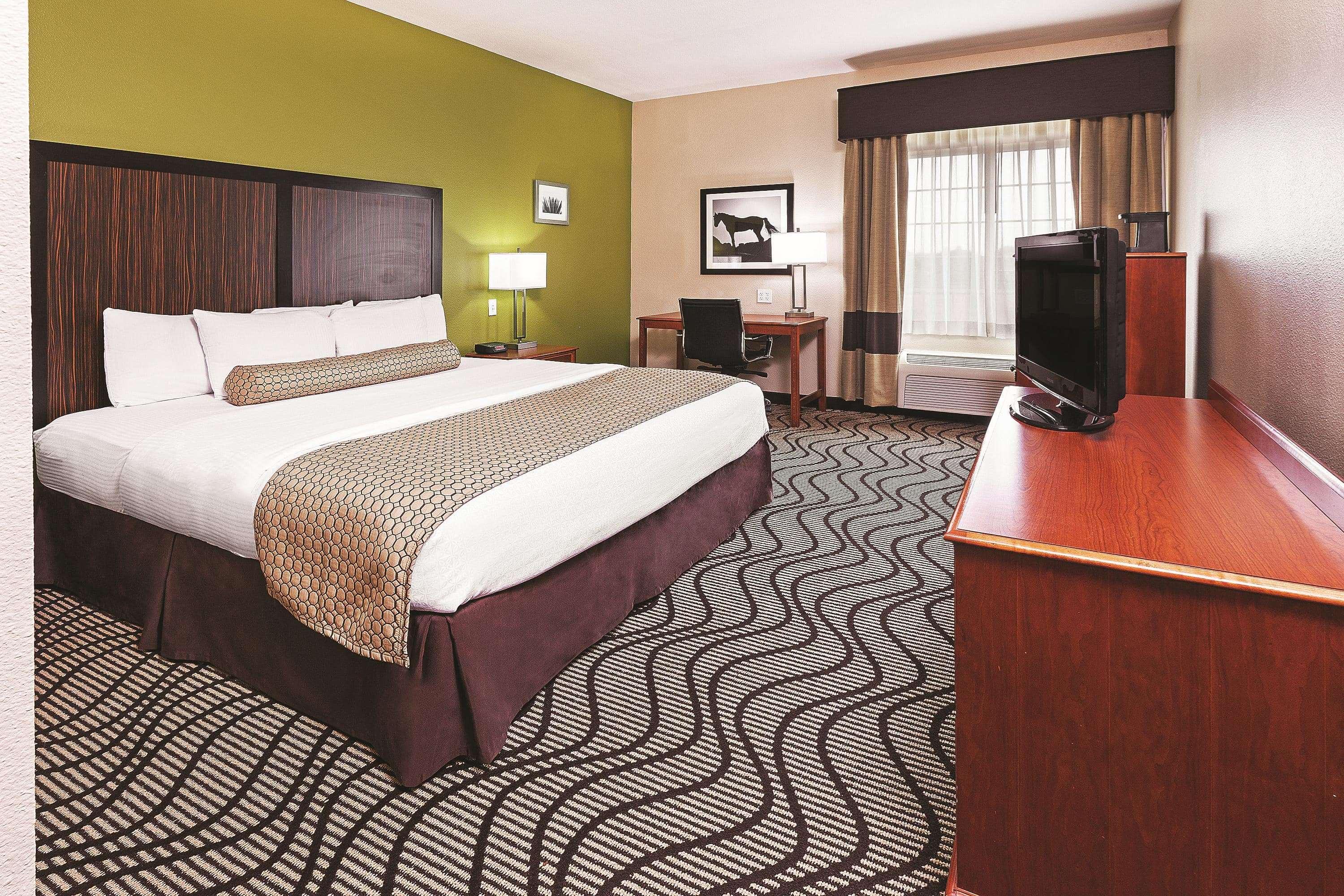 Room King Bed Non Smoking