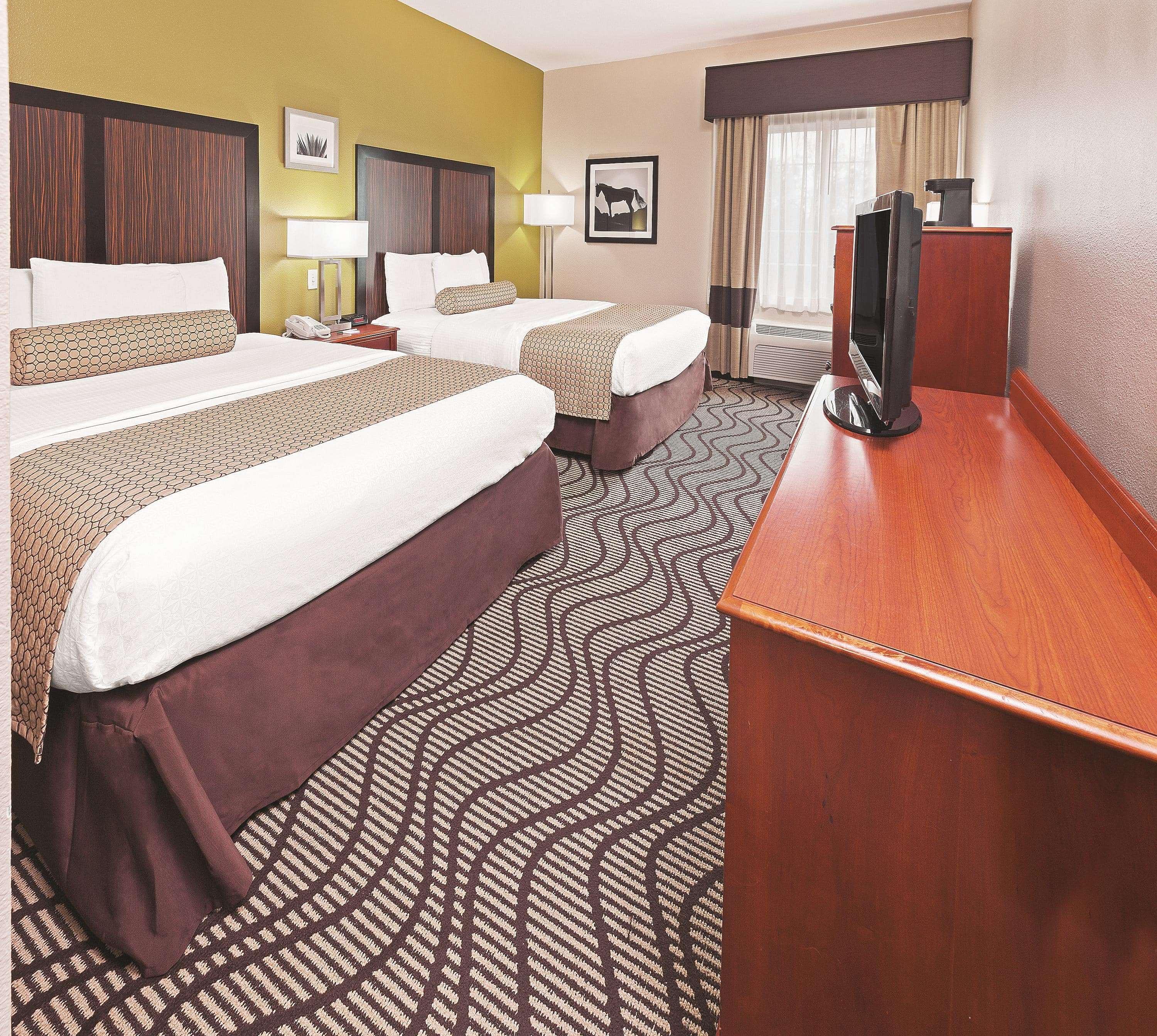 Room Two Queen Beds