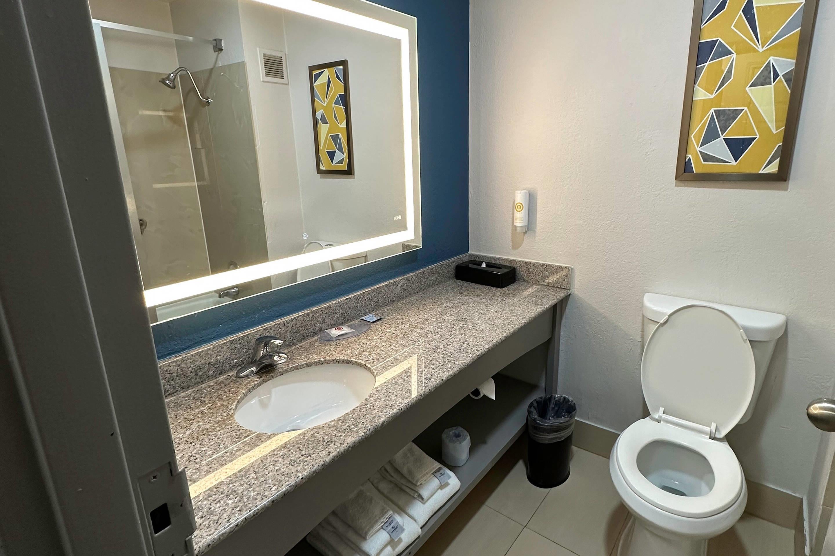 Double Two Queen Beds Non Smoking