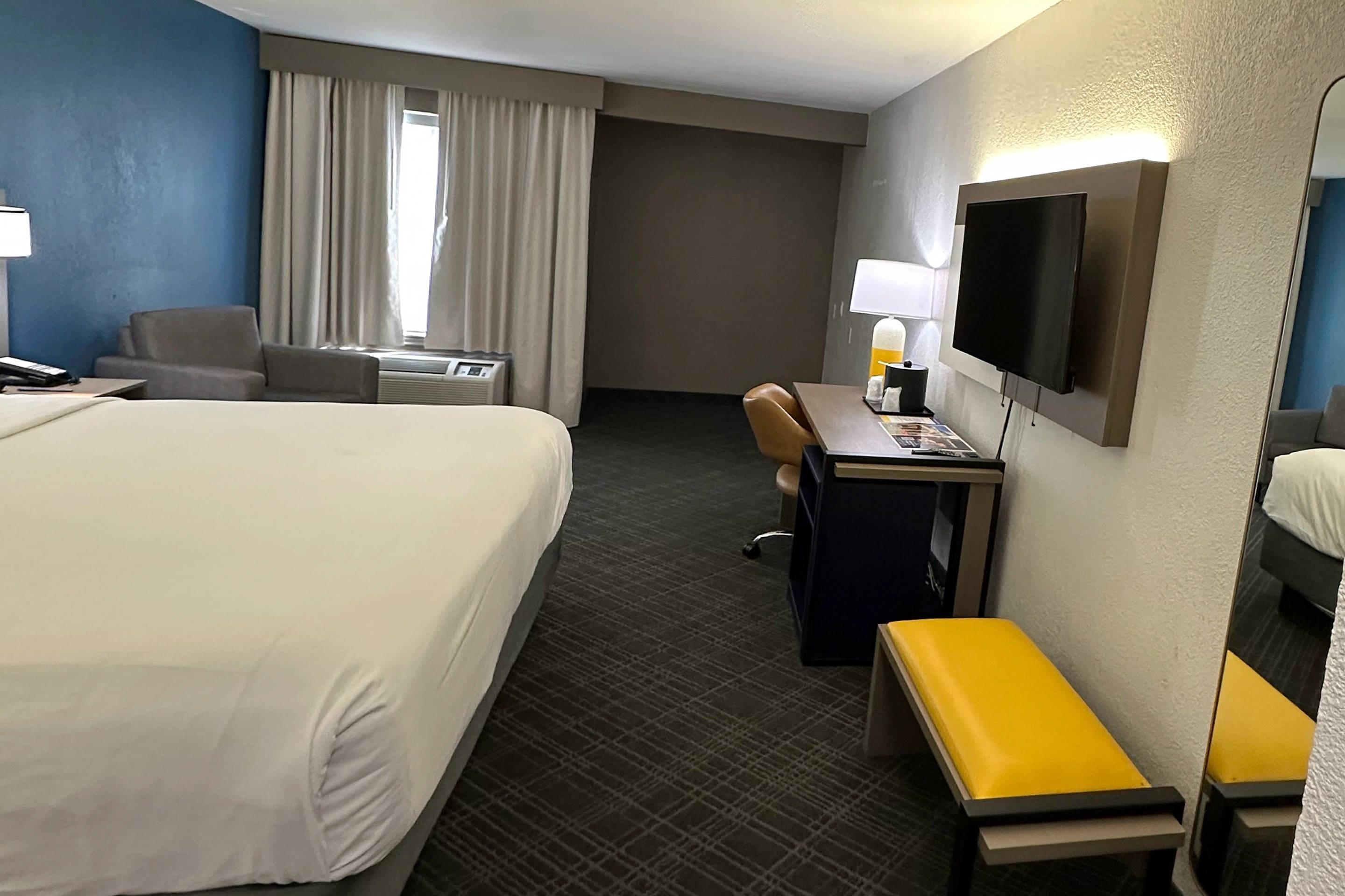 Double King Bed Non Smoking