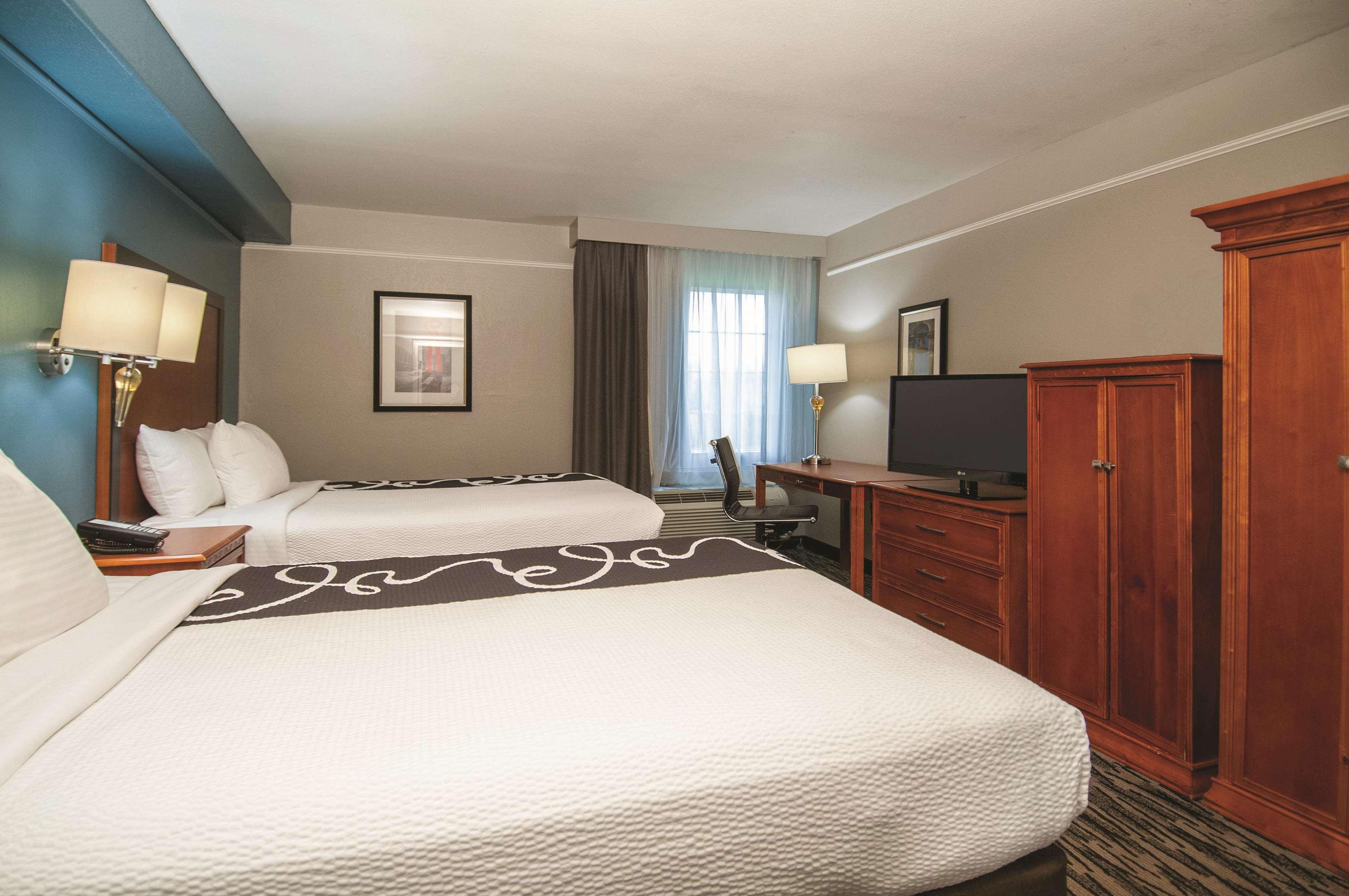 Room Two Double Beds Non Smoking