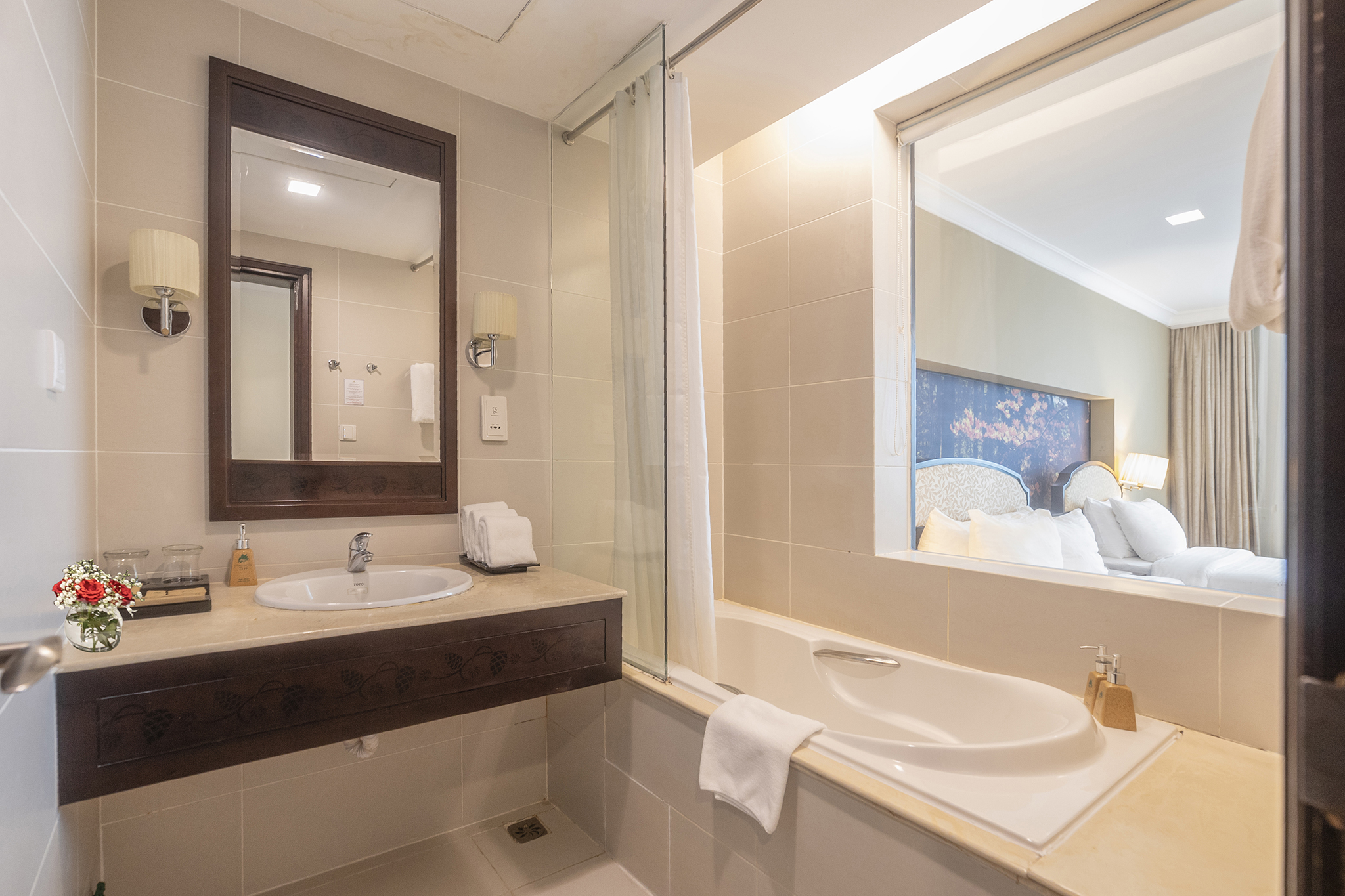 Triple Deluxe City View