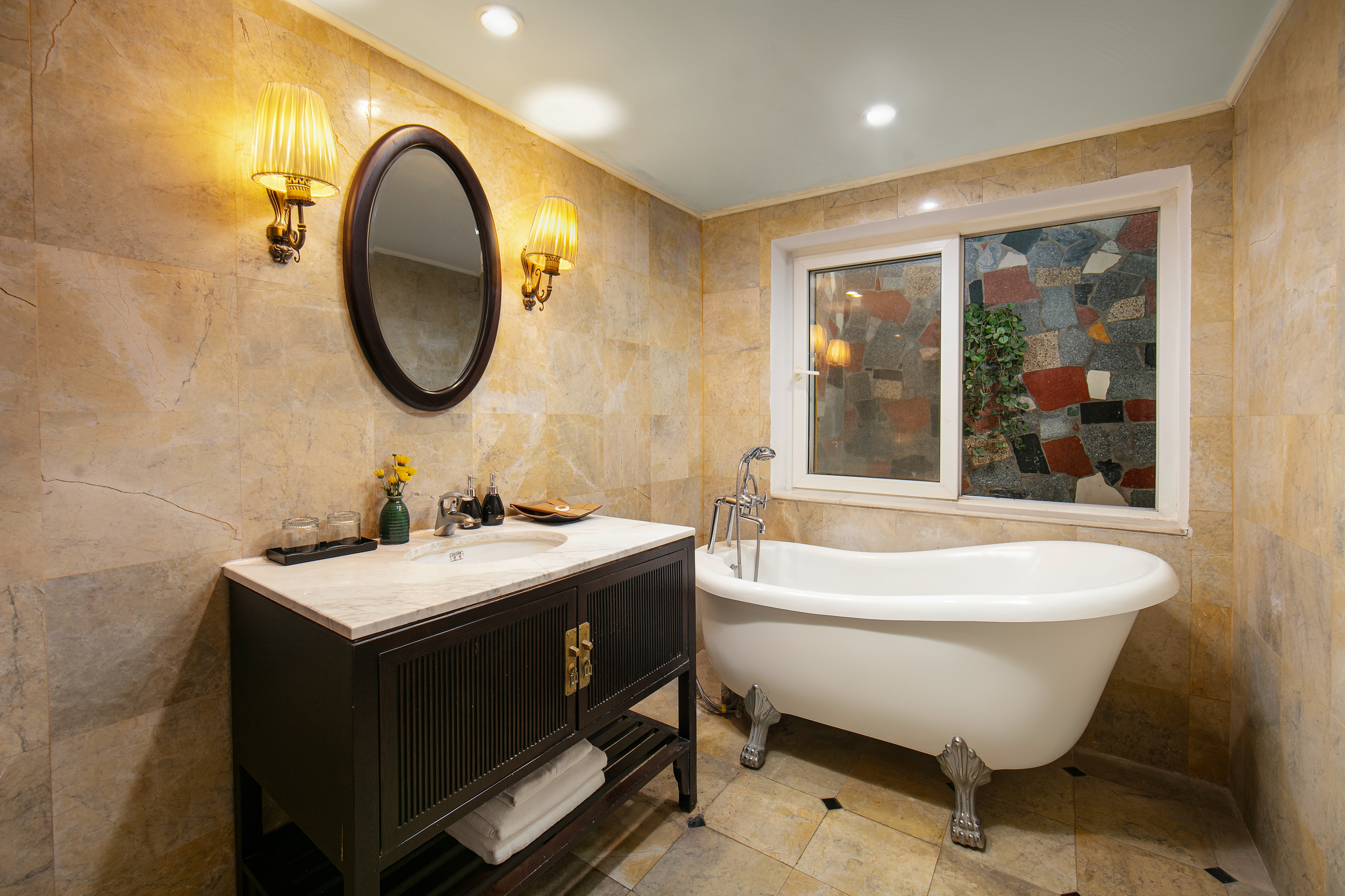 Room Connecting Room