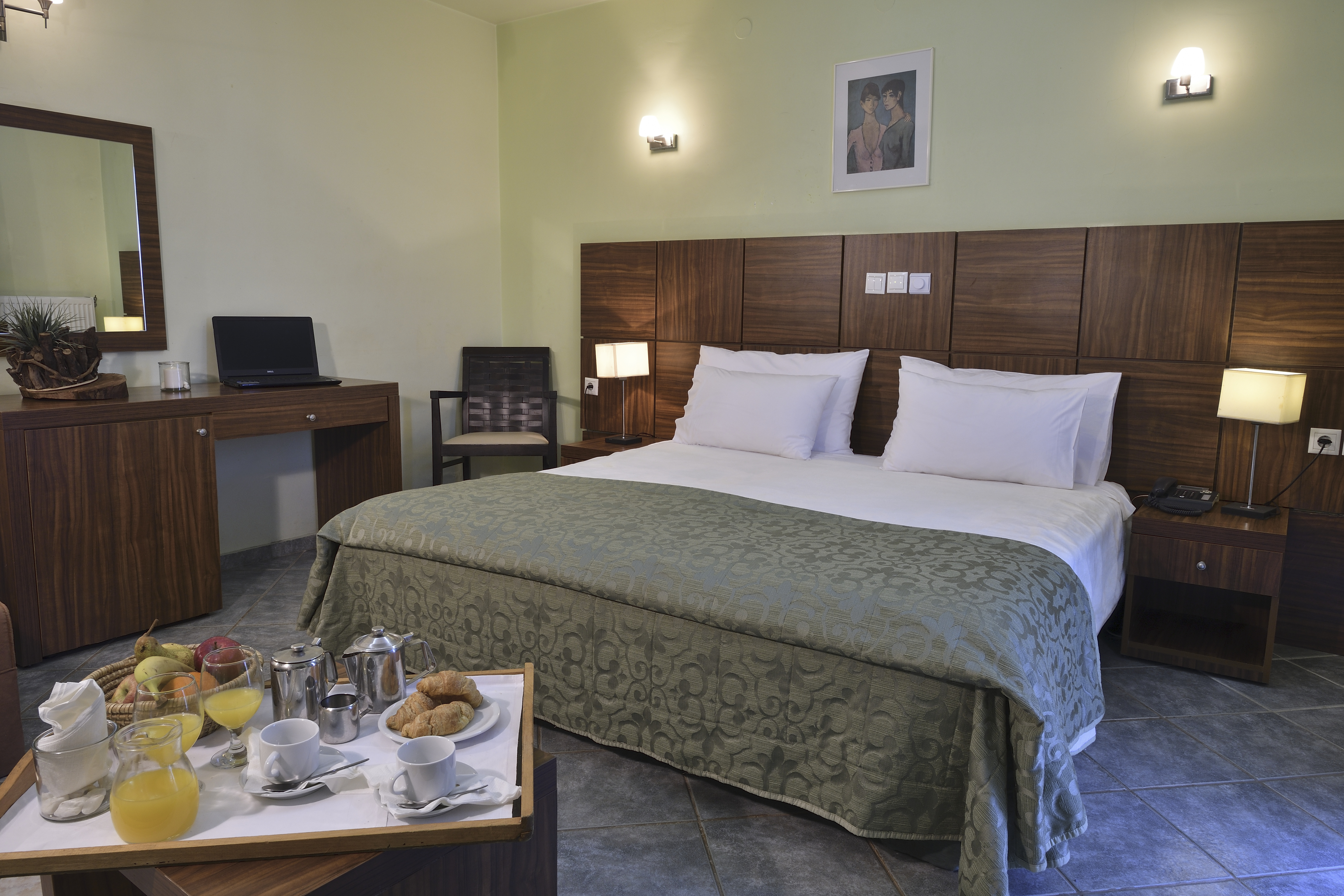 Double or Twin Standard