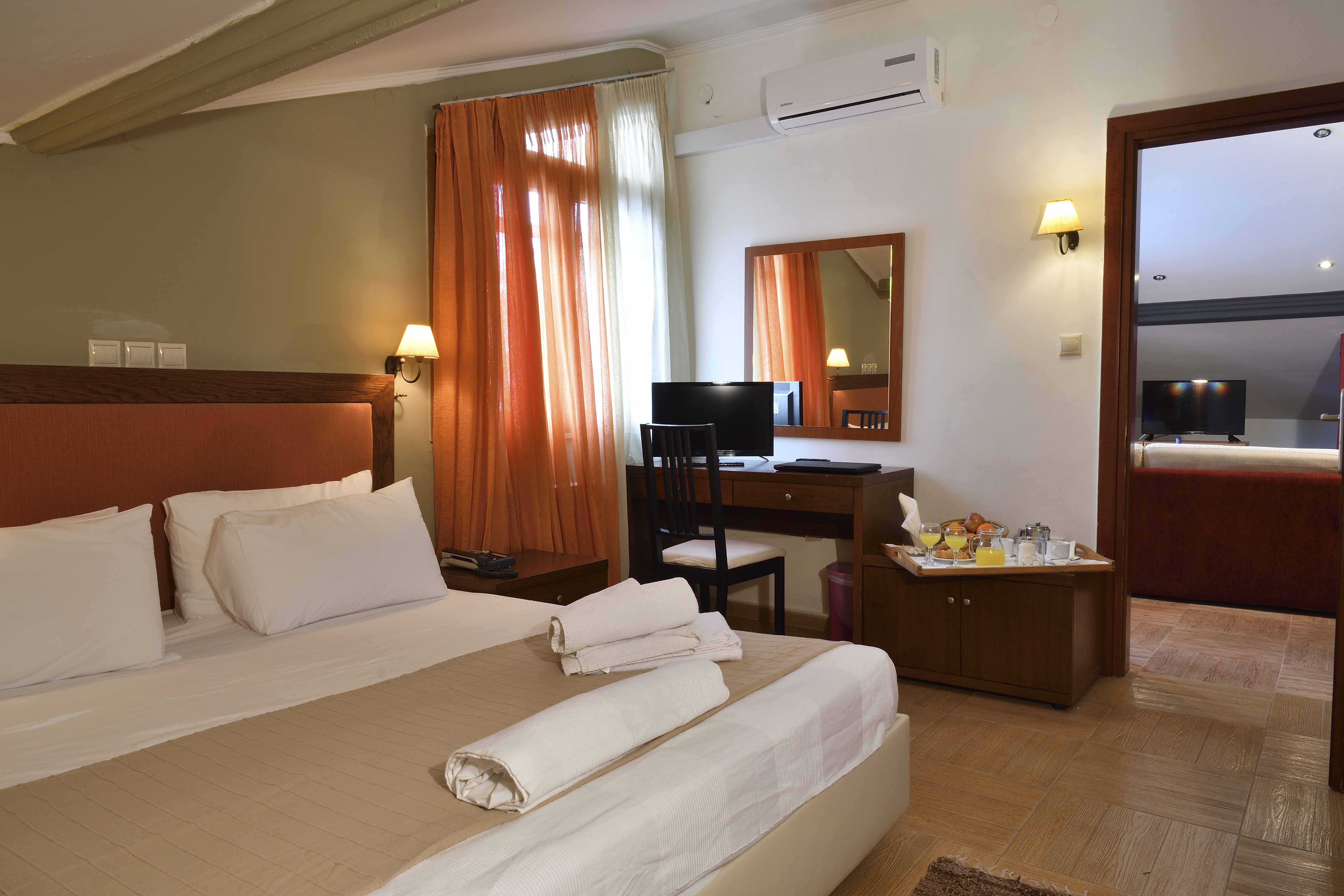 Apartment Capacity 6 Two Bedrooms