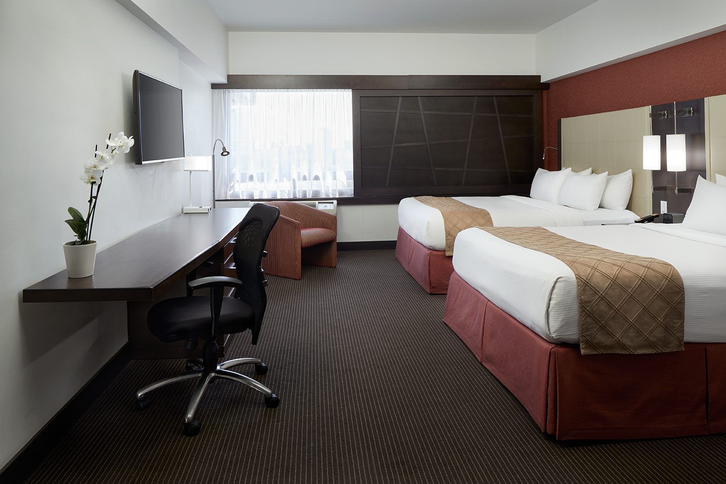 Room Deluxe Two Queen Beds