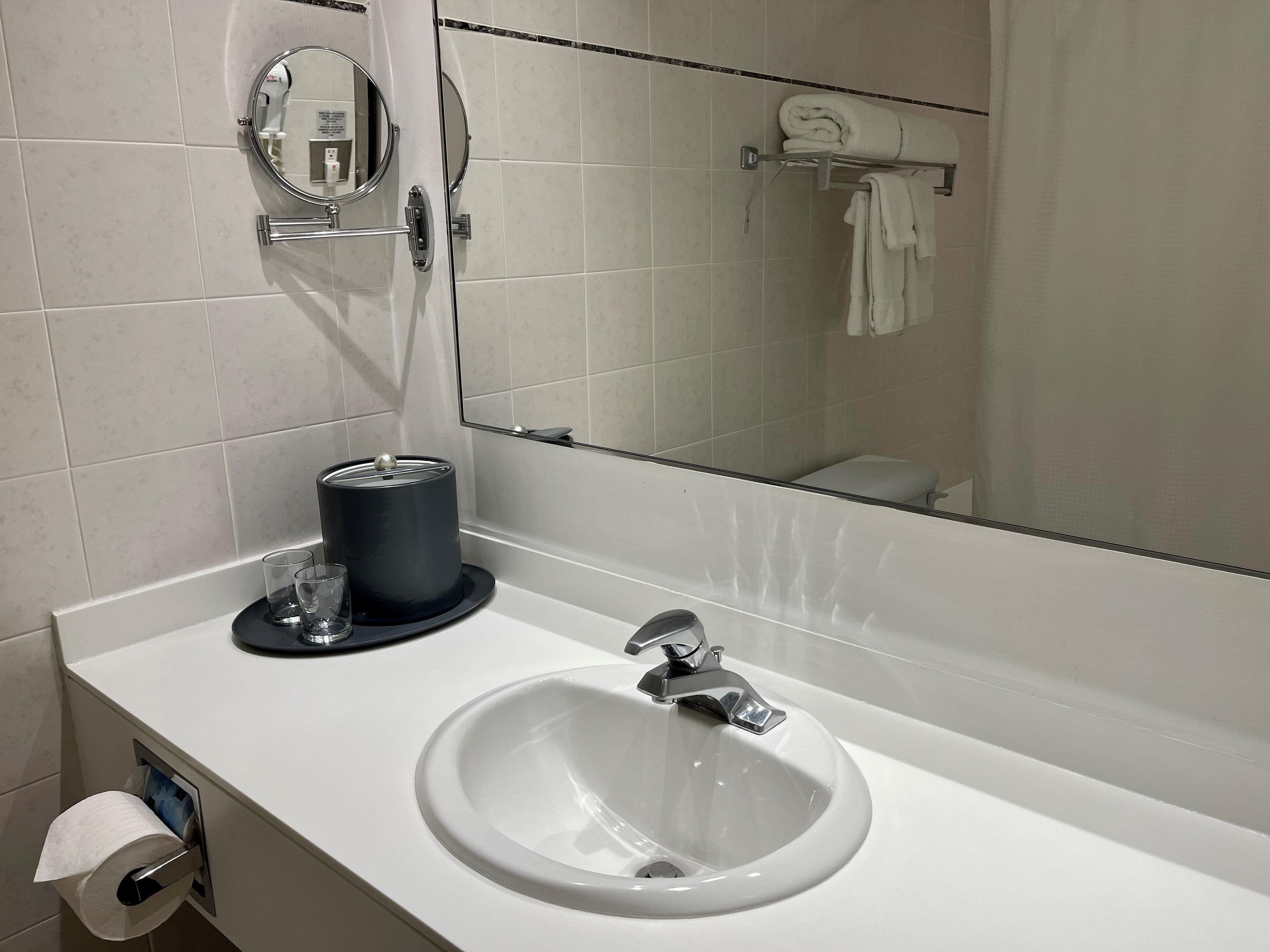 Double Deluxe King Bed