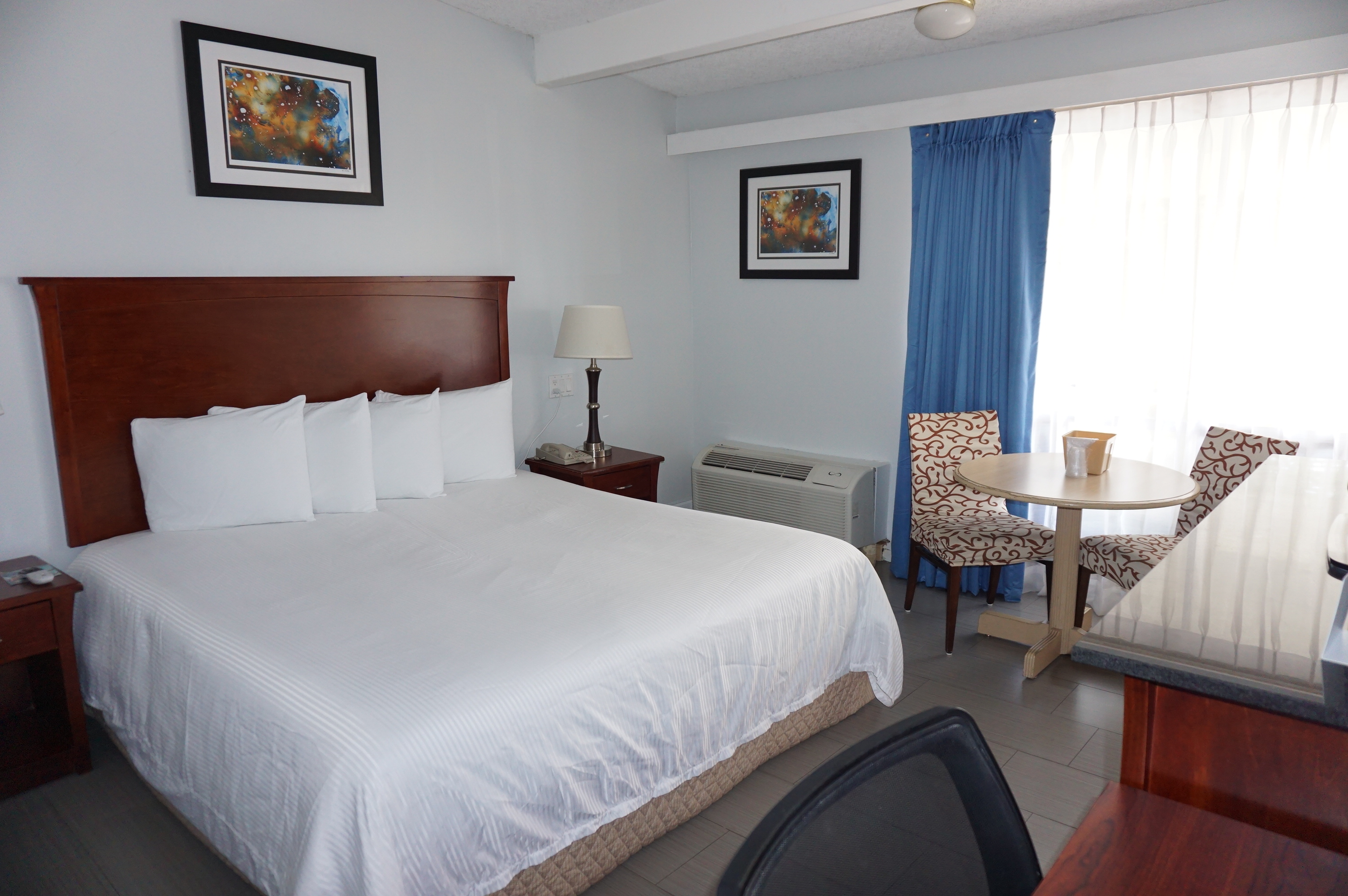 Double King Size Bed