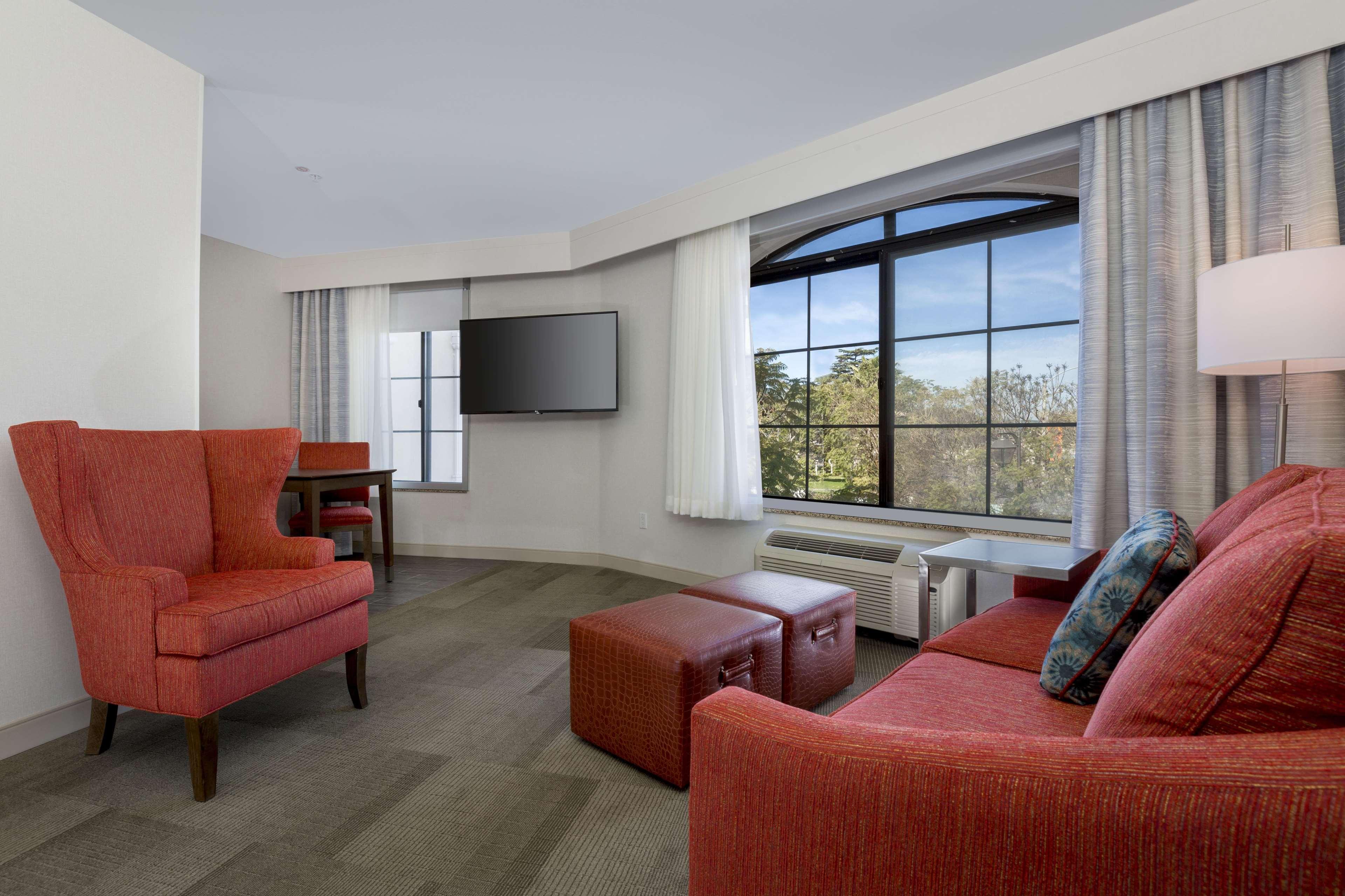 Suite King Bed Non Smoking