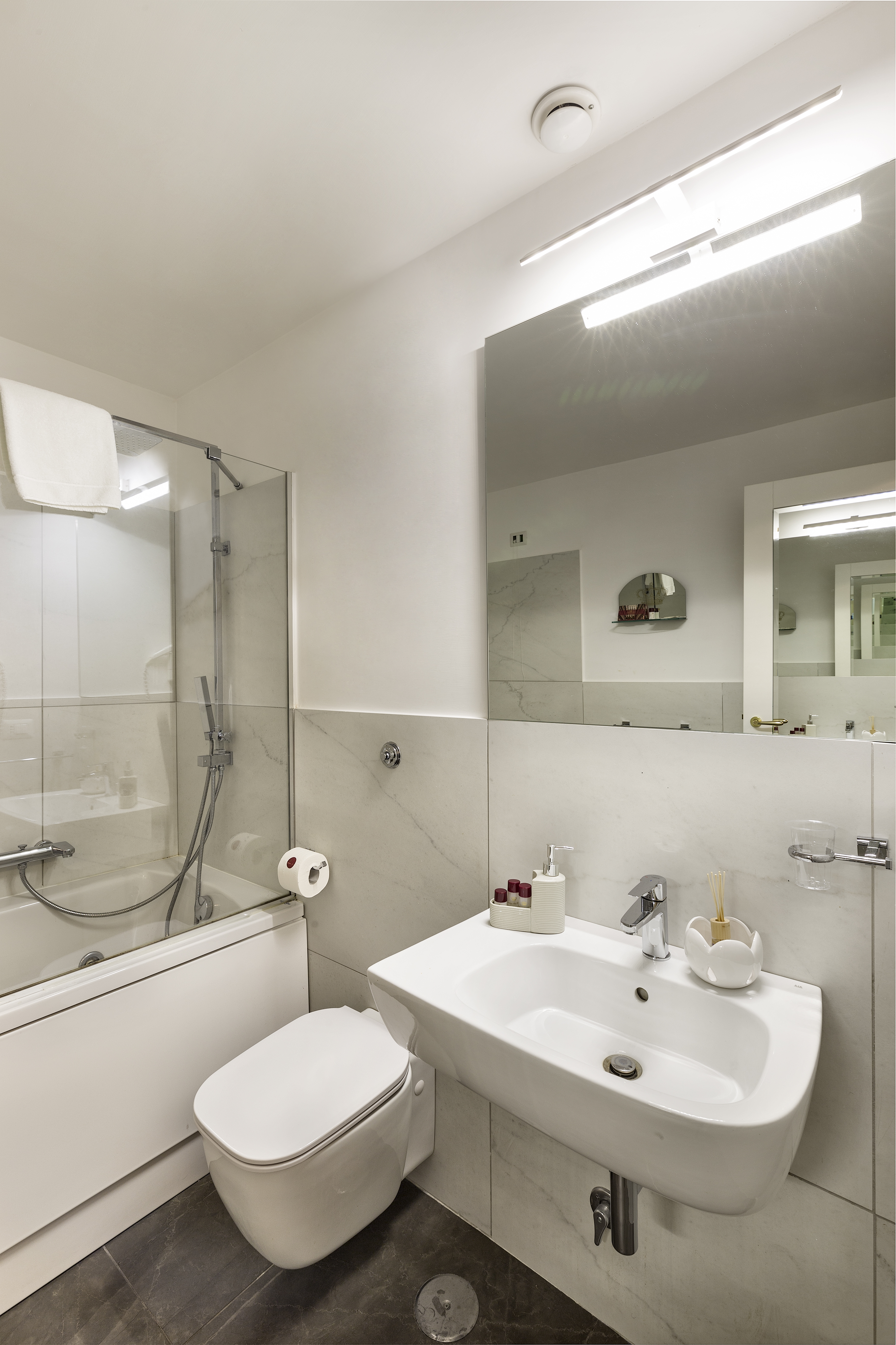 Double or Twin Deluxe