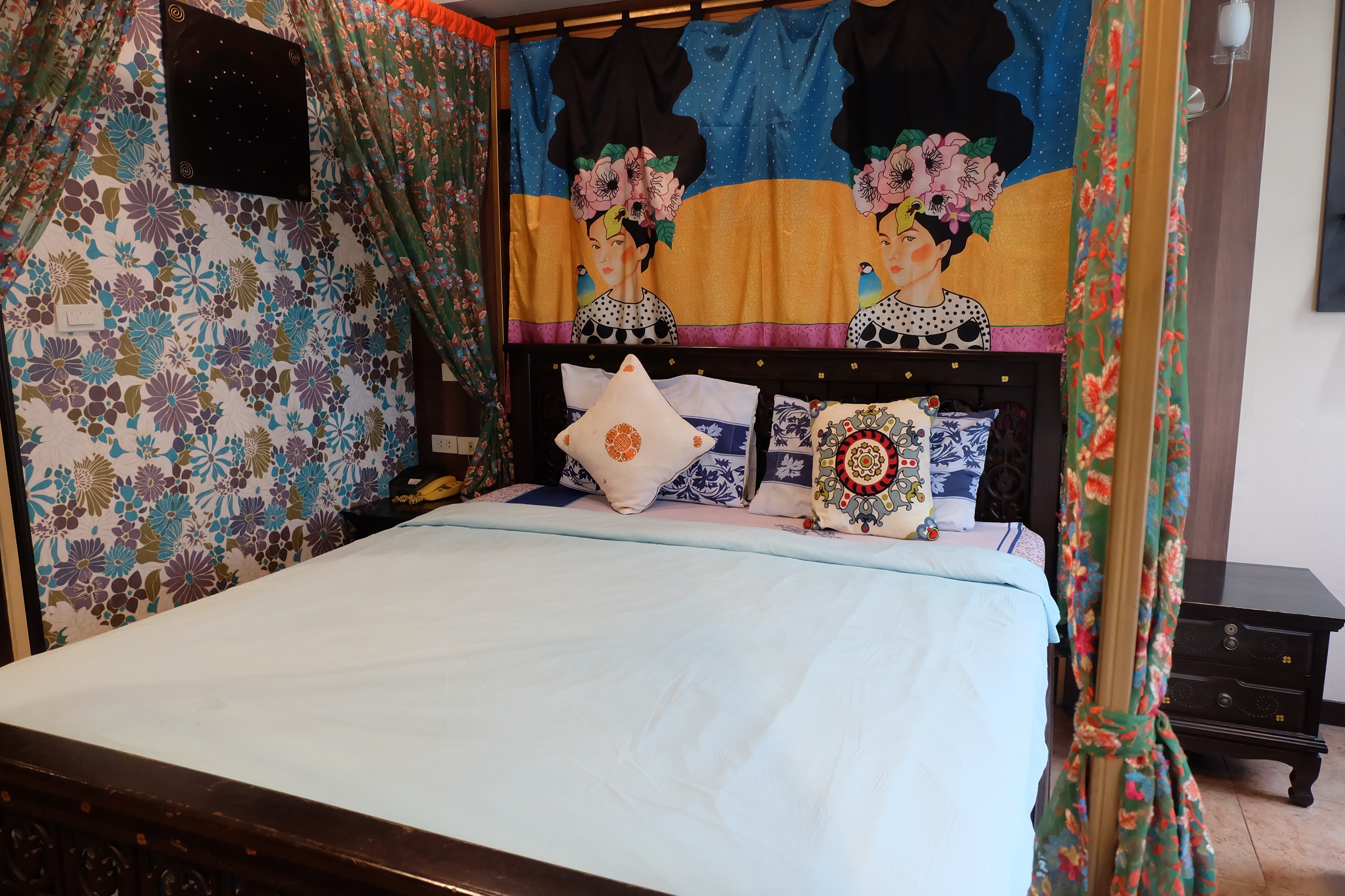 Double or Twin Deluxe