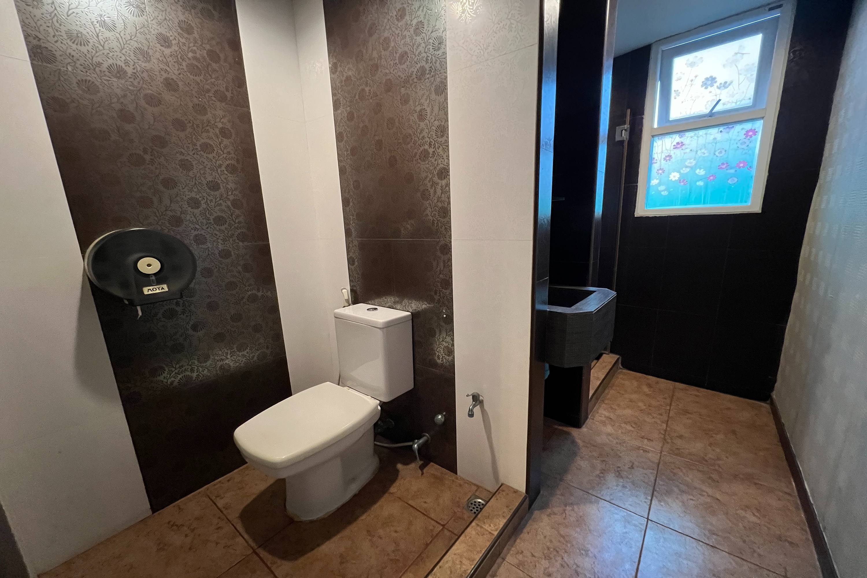 Family Room Executive