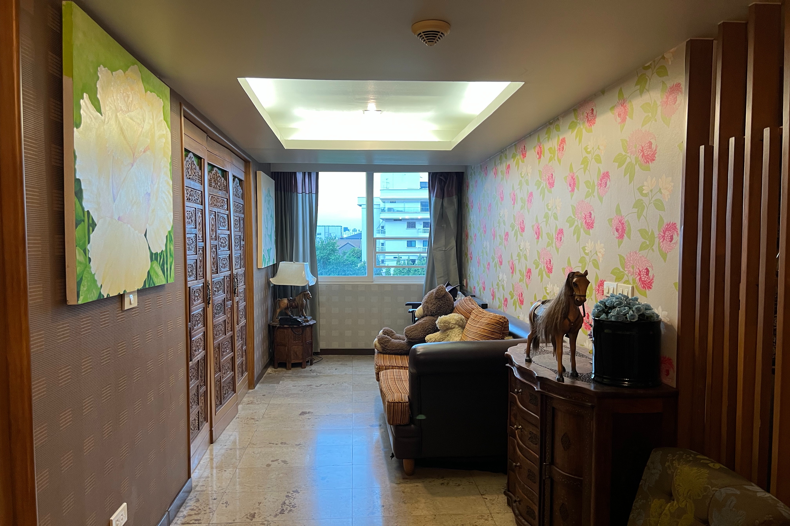 Family Room Executive