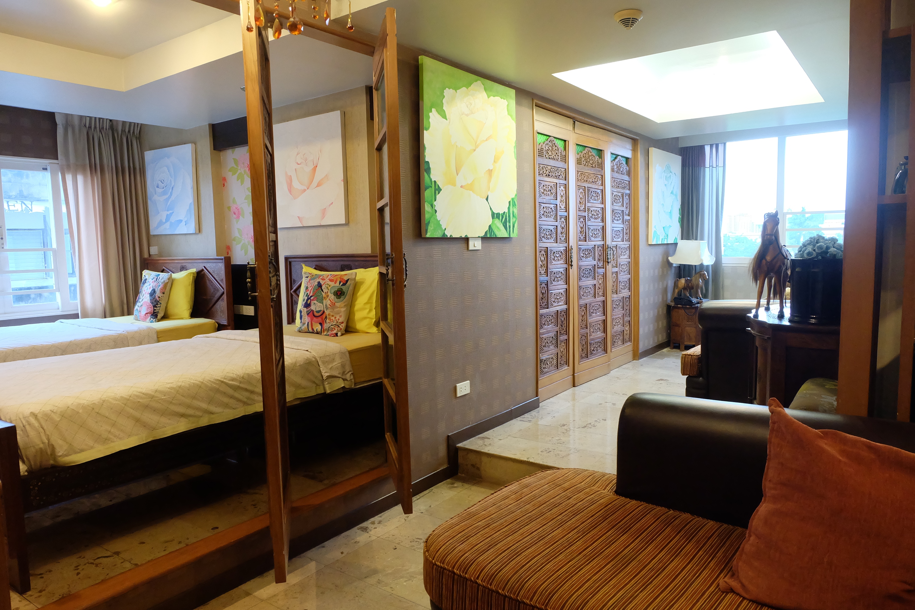 Family Room Executive