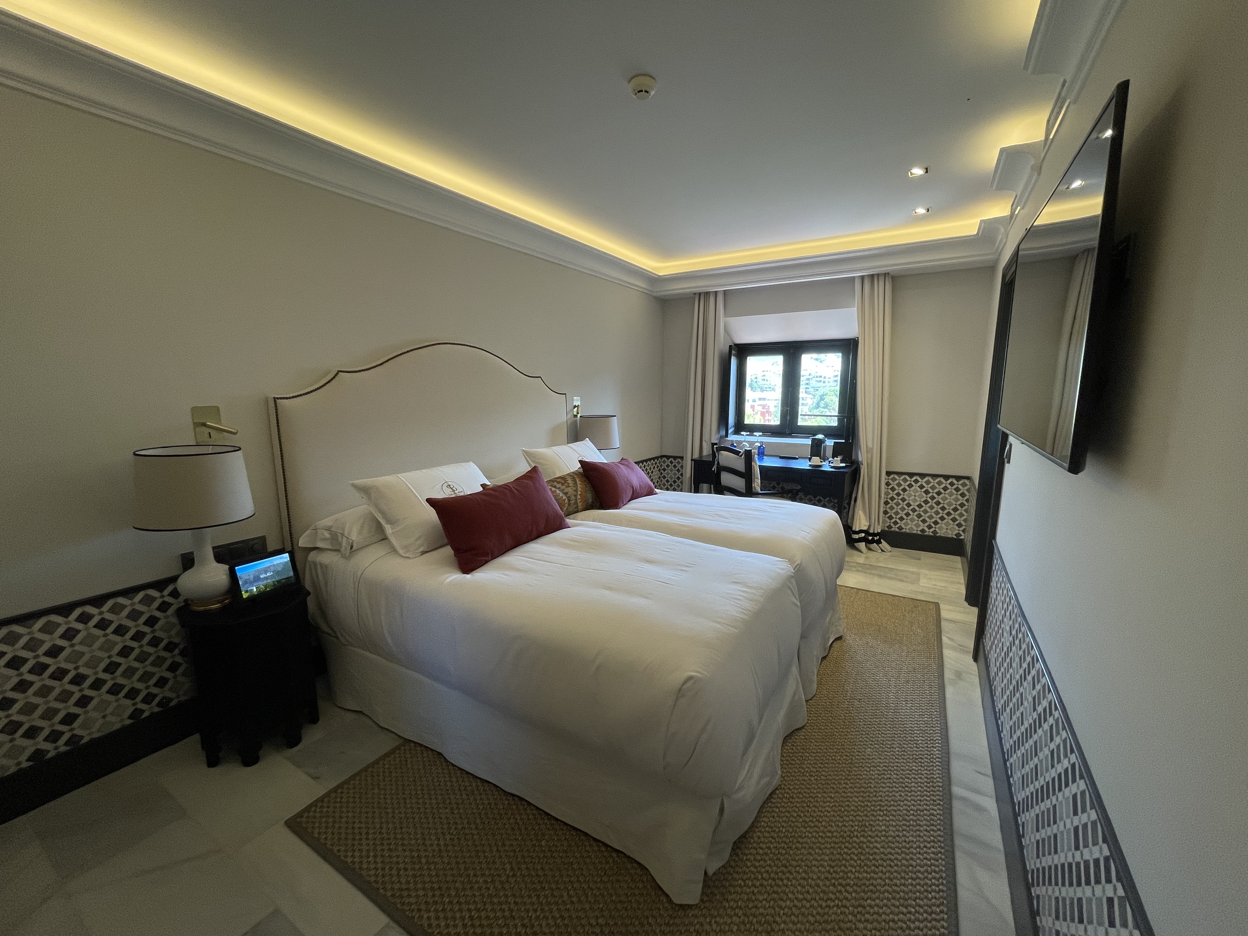 Double or Twin Deluxe