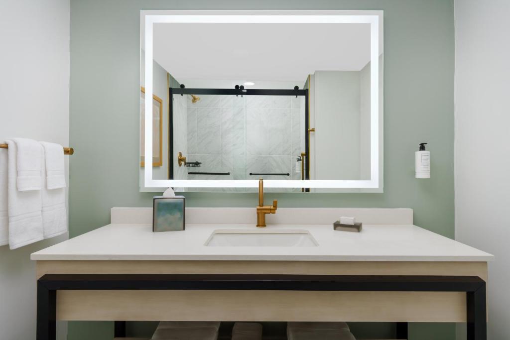 Double Two Queen Beds