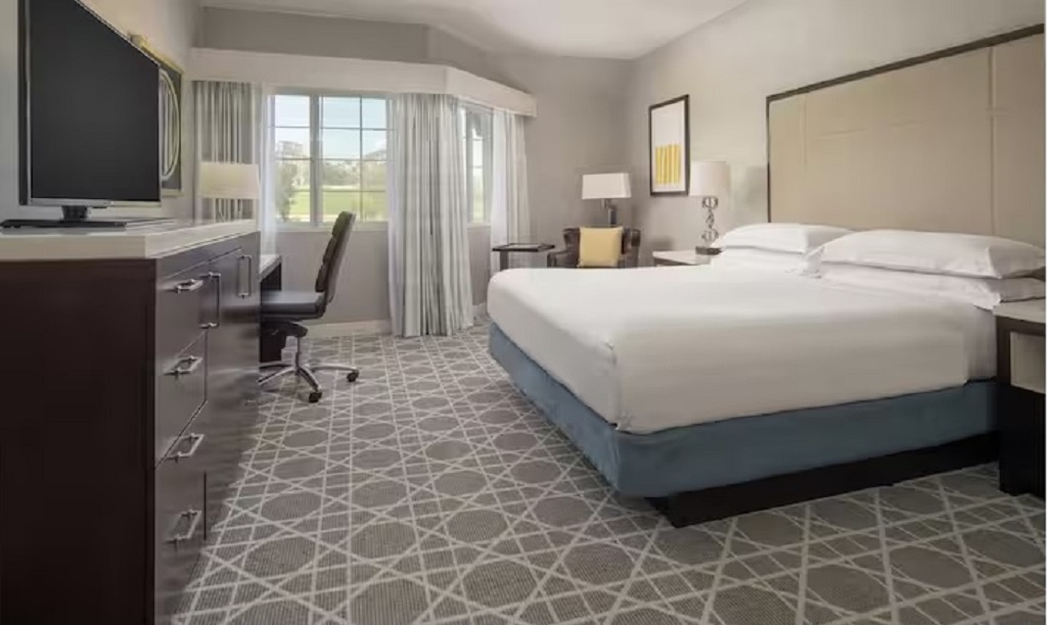 Double Guest Room King Bed