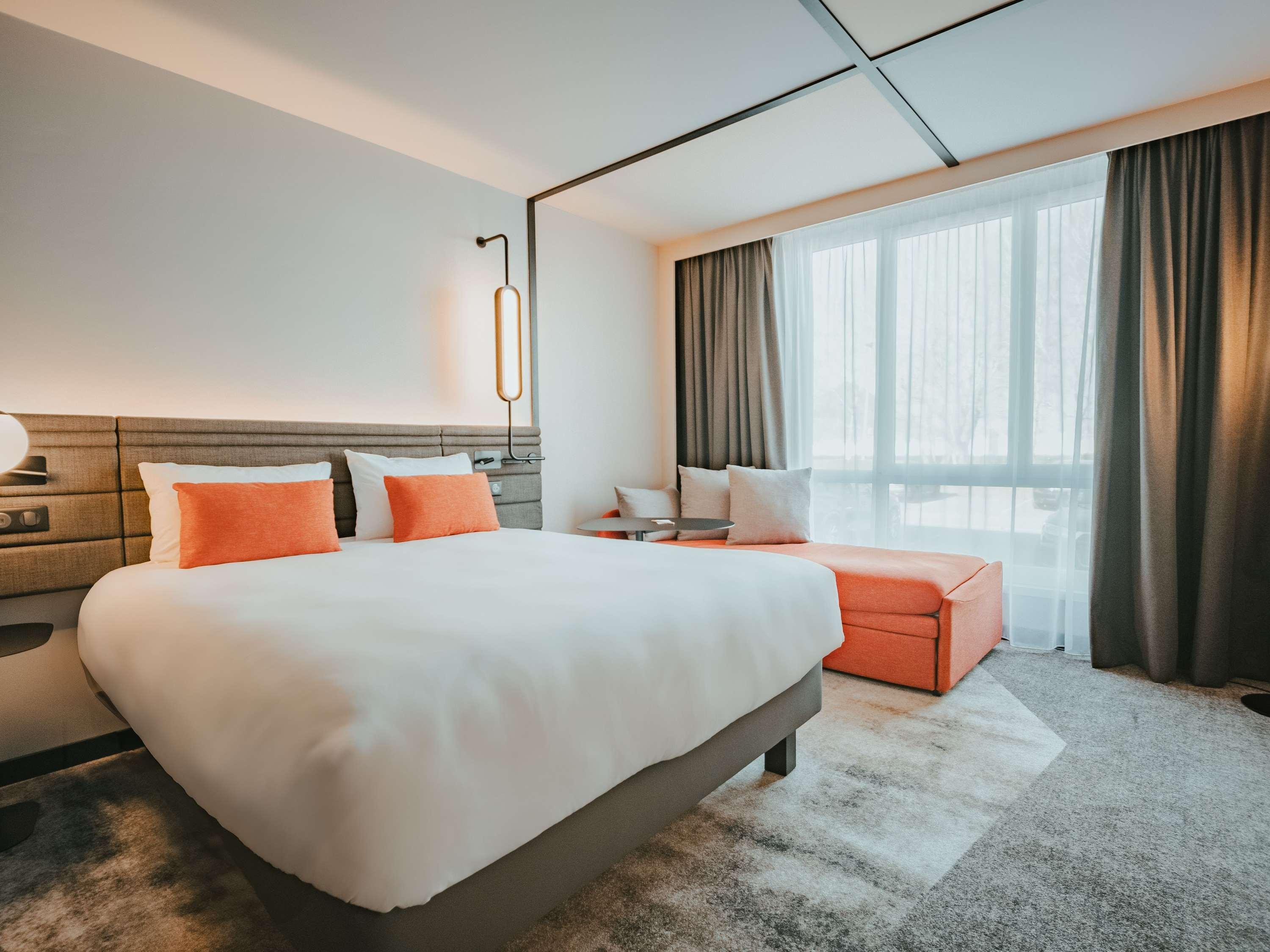 Double Superior Queen Bed